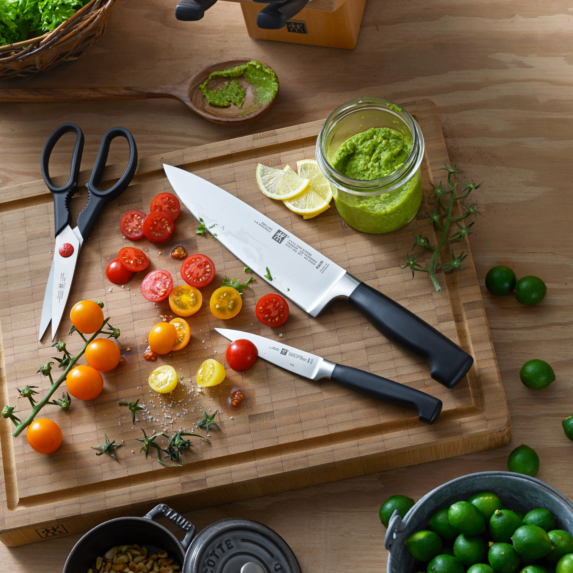ZWILLING Four Star 20 cm - nůž šéfkuchaře z nerezové oceli