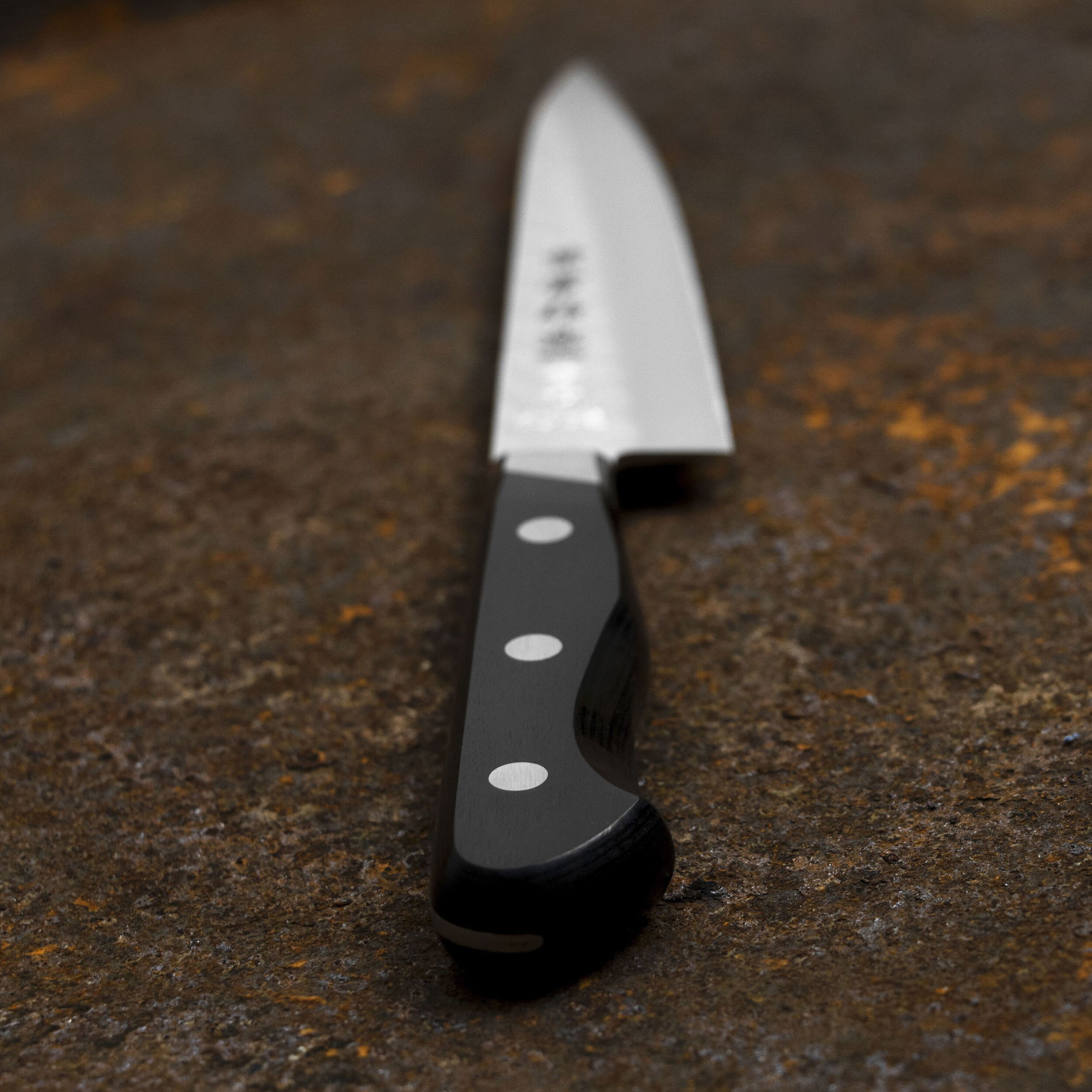 KANETSUNE SEKI YH-3000 13,5 cm - univerzální japonský nůž z vysokouhlíkové oceli