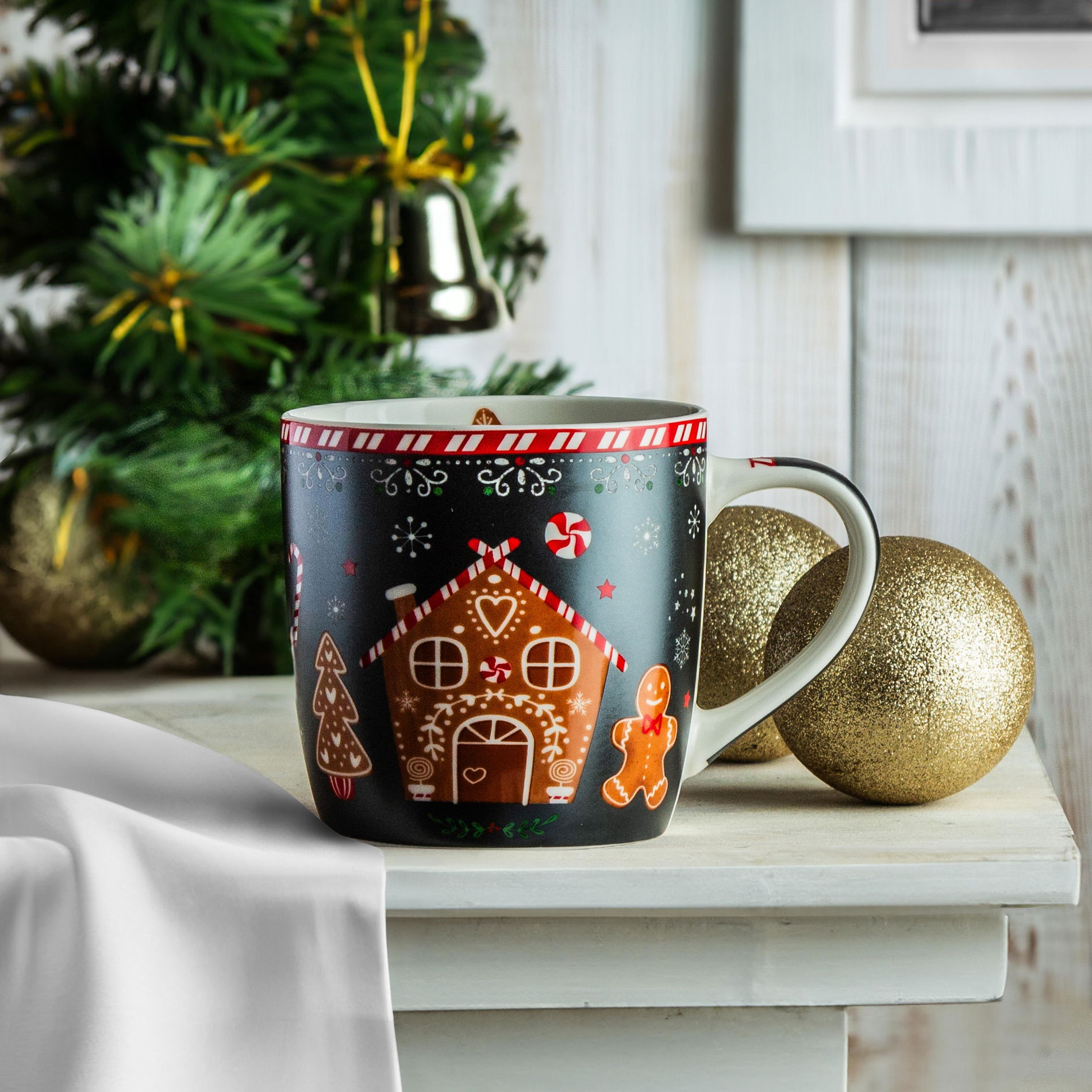 Vánoční porcelánový hrnek s plechovkou GINGERBREAD 350 ml