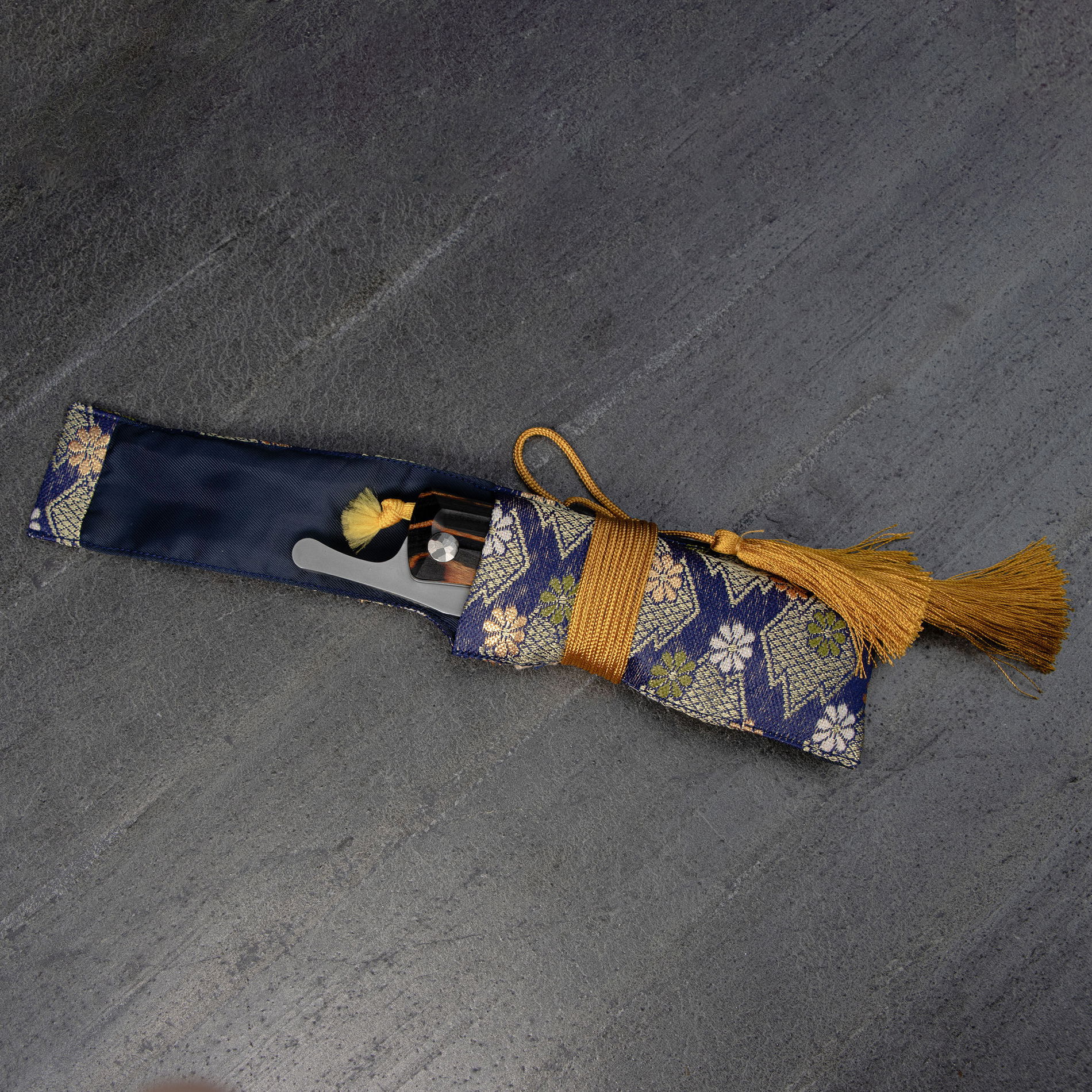 MCUSTA Friction Folder 7,5 cm - japoński nóż survivalowy składany ze stali nierdzewnej