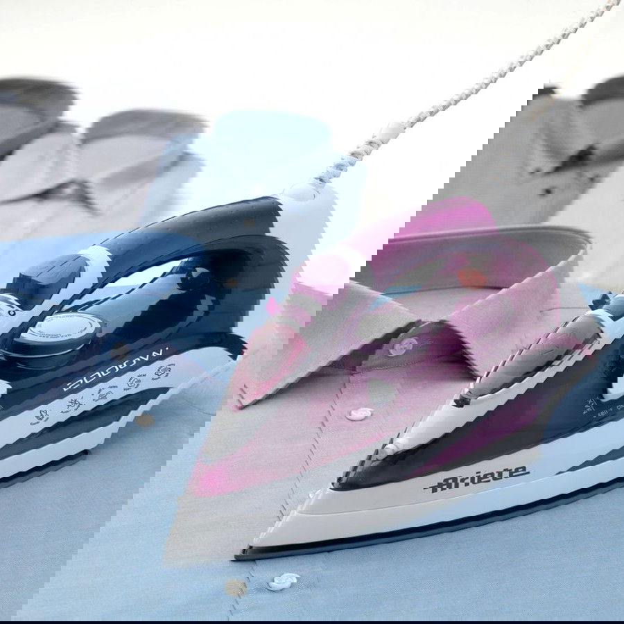 ARIETE 6235 Steam Iron Ceramic 2000 W purple - napařovací žehlička s keramickou deskou