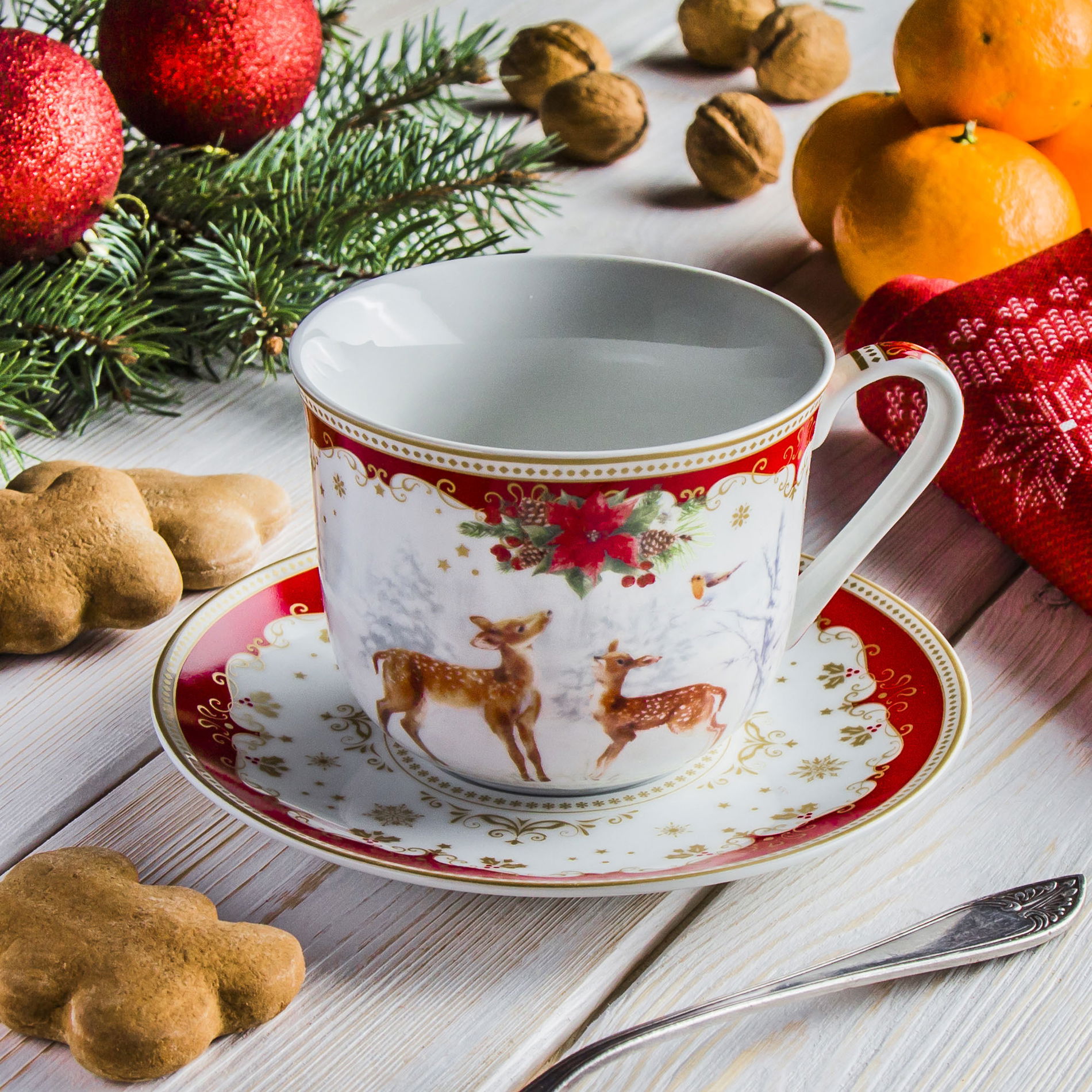 Porcelánový šálka na kávu a čaj s tanierikom CHRISTMAS MELODY 370 ml