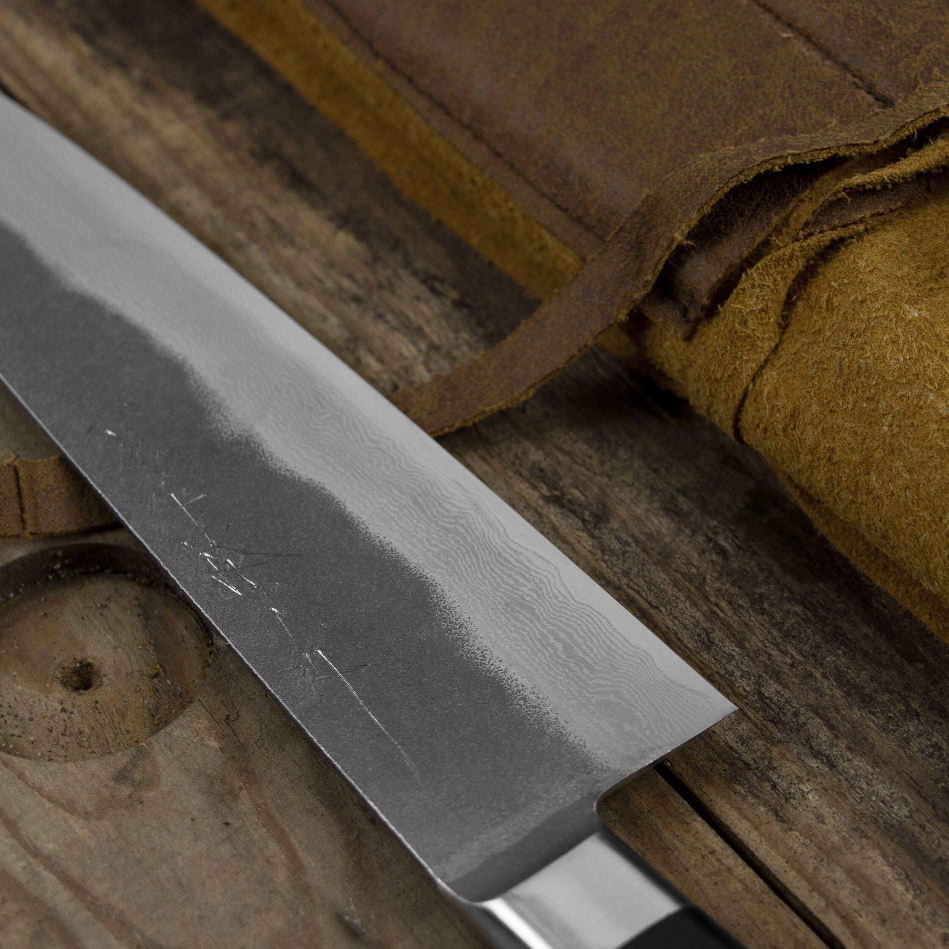 TOJIRO Atelier Classic 24 cm - japonský kuchársky nôž z nehrdzavejúcej ocele