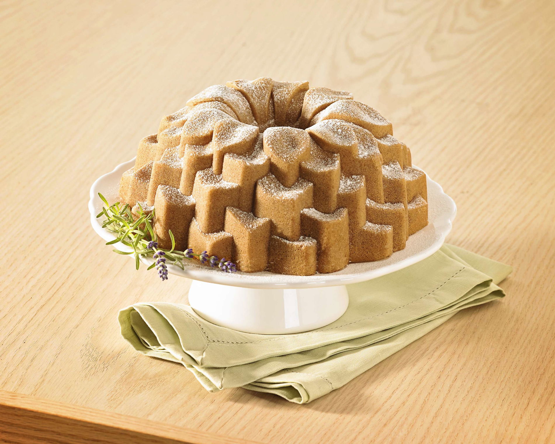 Hliníková forma na bábovku NORDIC WARE BLOSSOM 23 cm