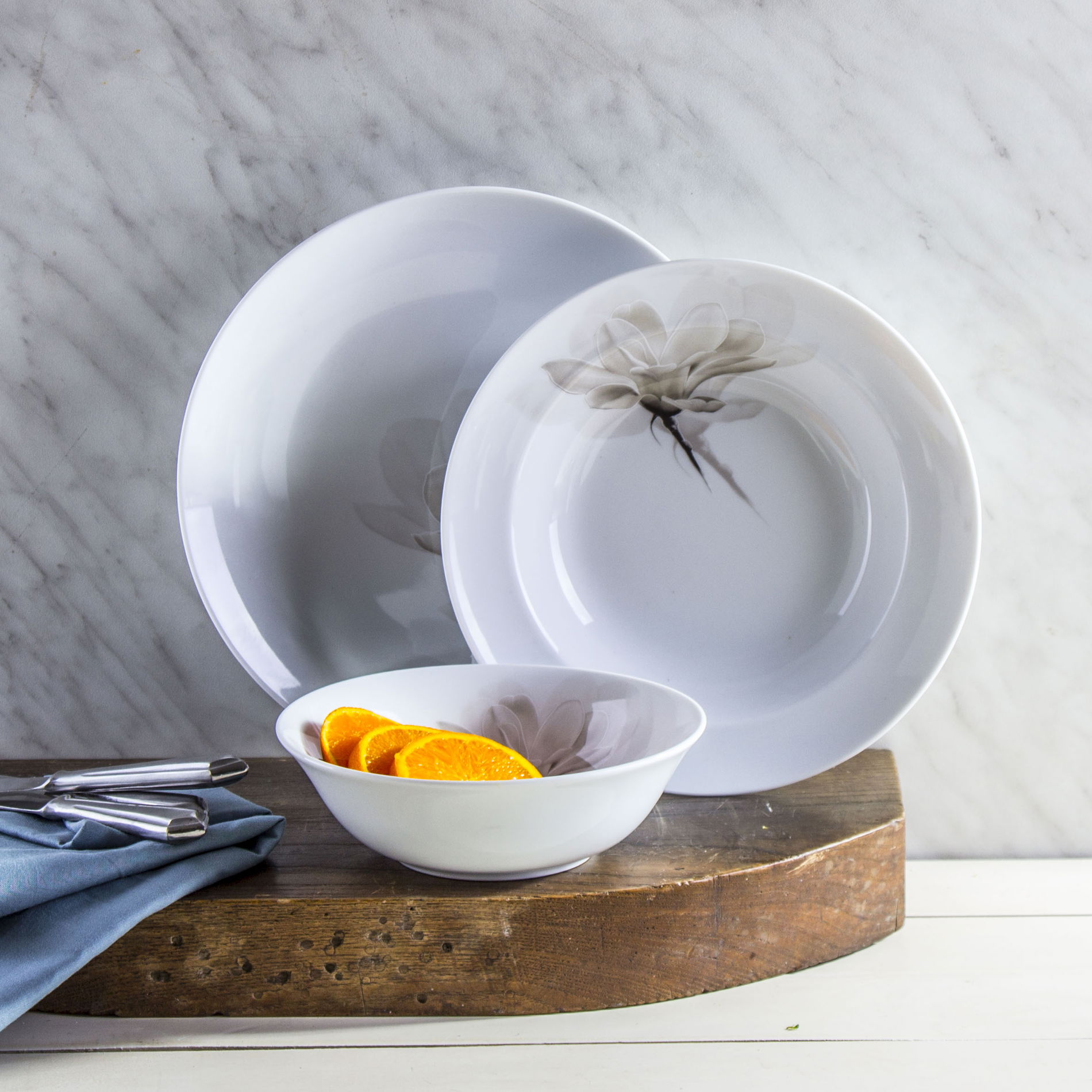 Porcelánová mísa / salátová mísa LUBIANA MAGNOLIA bílá 0,6 l