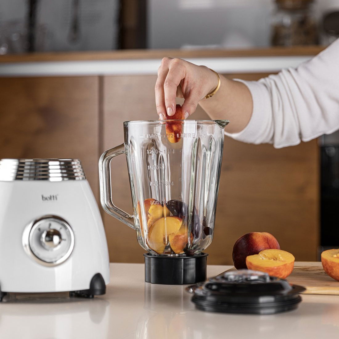 Nerezový stolni mixer (smoothie) BOTTI ROYAL LINE bílý 1,5 l 500 W