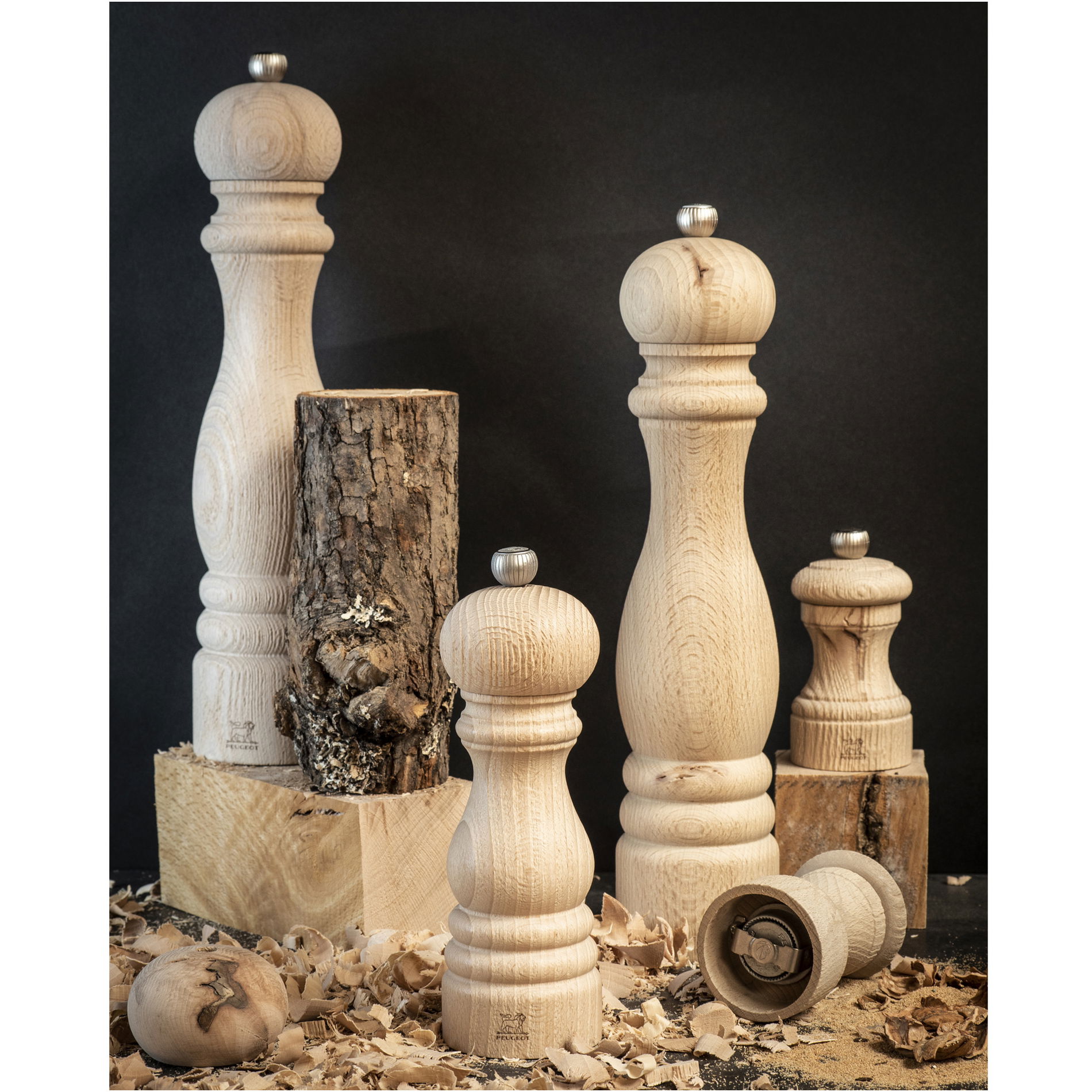 PEUGEOT Paris Nature 18 cm - młynek do pieprzu drewniany ręczny