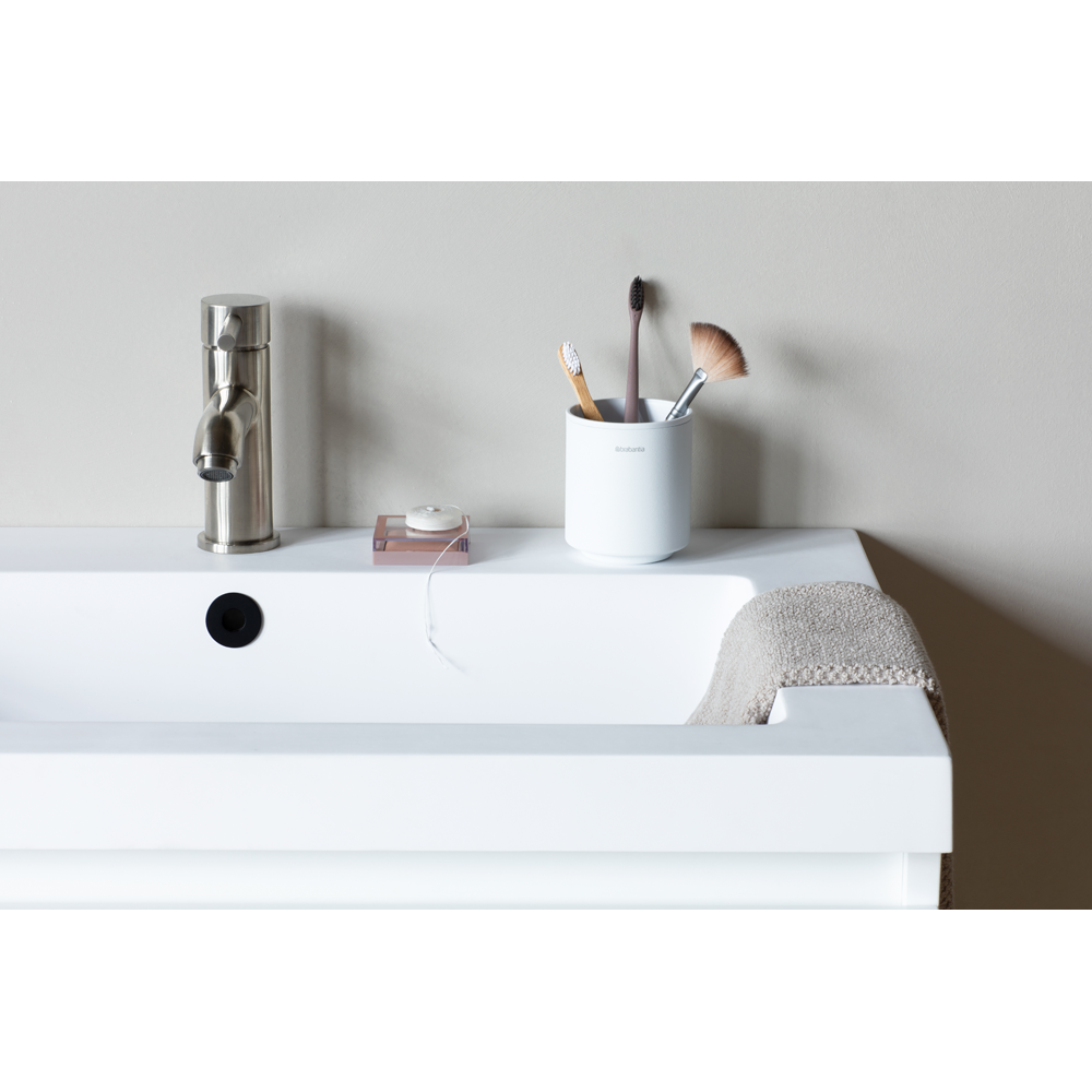 BRABANTIA MindSet white - nerezový kelímek na zubní kartáček do koupelny