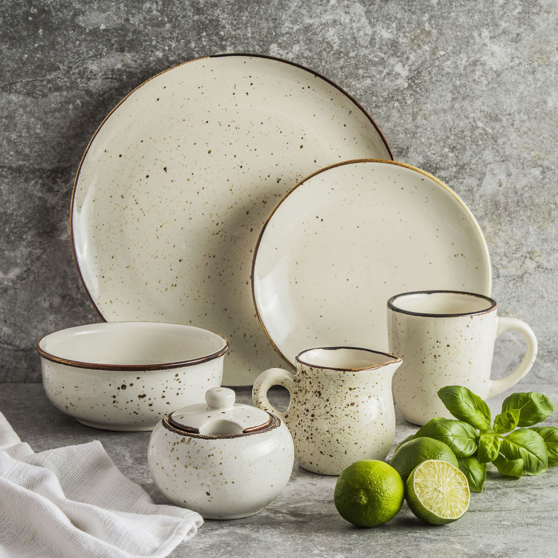 KERA CERAMIKA TERRA RUSTIC CREM 27,5 cm Keramický mělký jídelní talíř