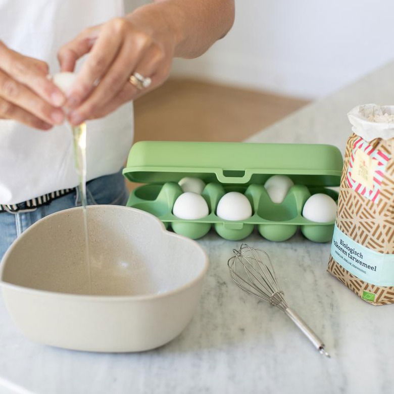 KOZIOL Eggs To Go - plastový kontajner na vajcia