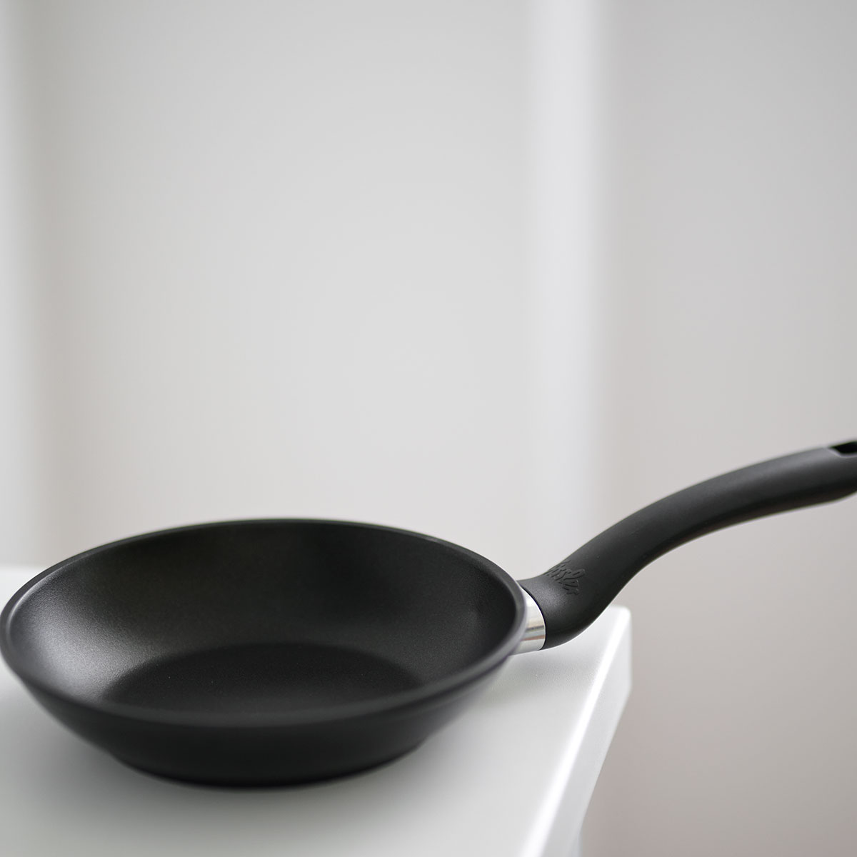 FISSLER Cenit 18 cm - nepriľnavá panvica
