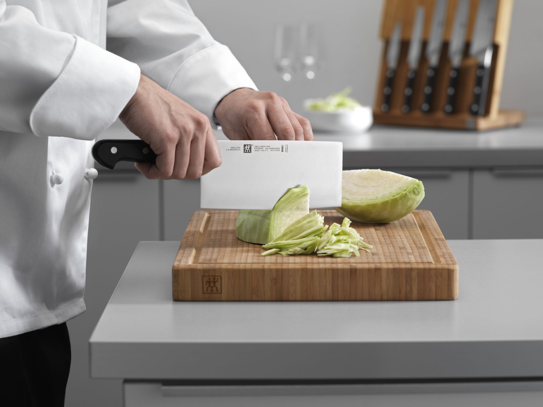 ZWILLING Pro Tasak 18 cm czarny - tasak kuchenny ze stali nierdzewnej