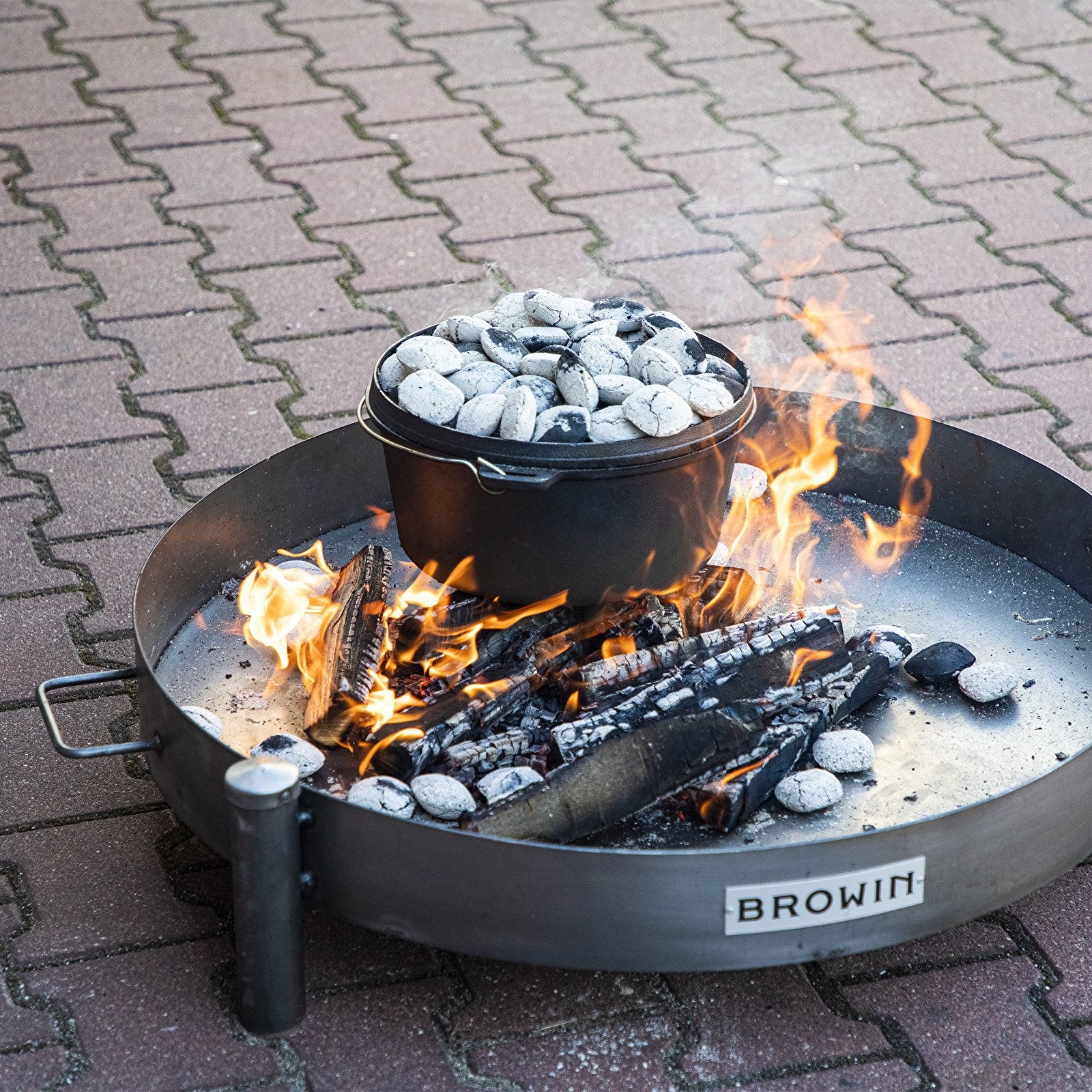BROWIN Garden Steel 80 cm - záhradný oheň z ocele