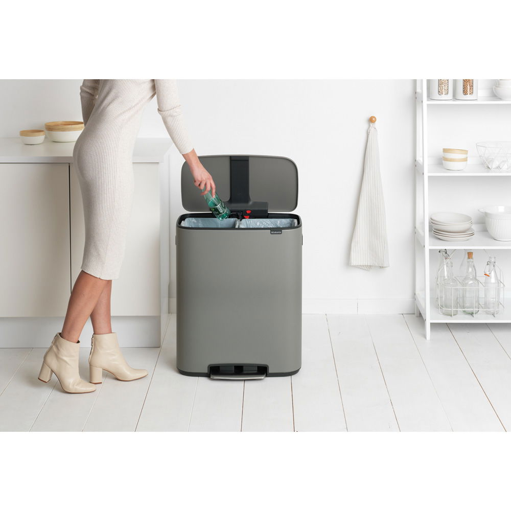 BRABANTIA Bo 2 x 30 l šedý - nerezový koš na třídění odpadu dvoukomorový s pedálem