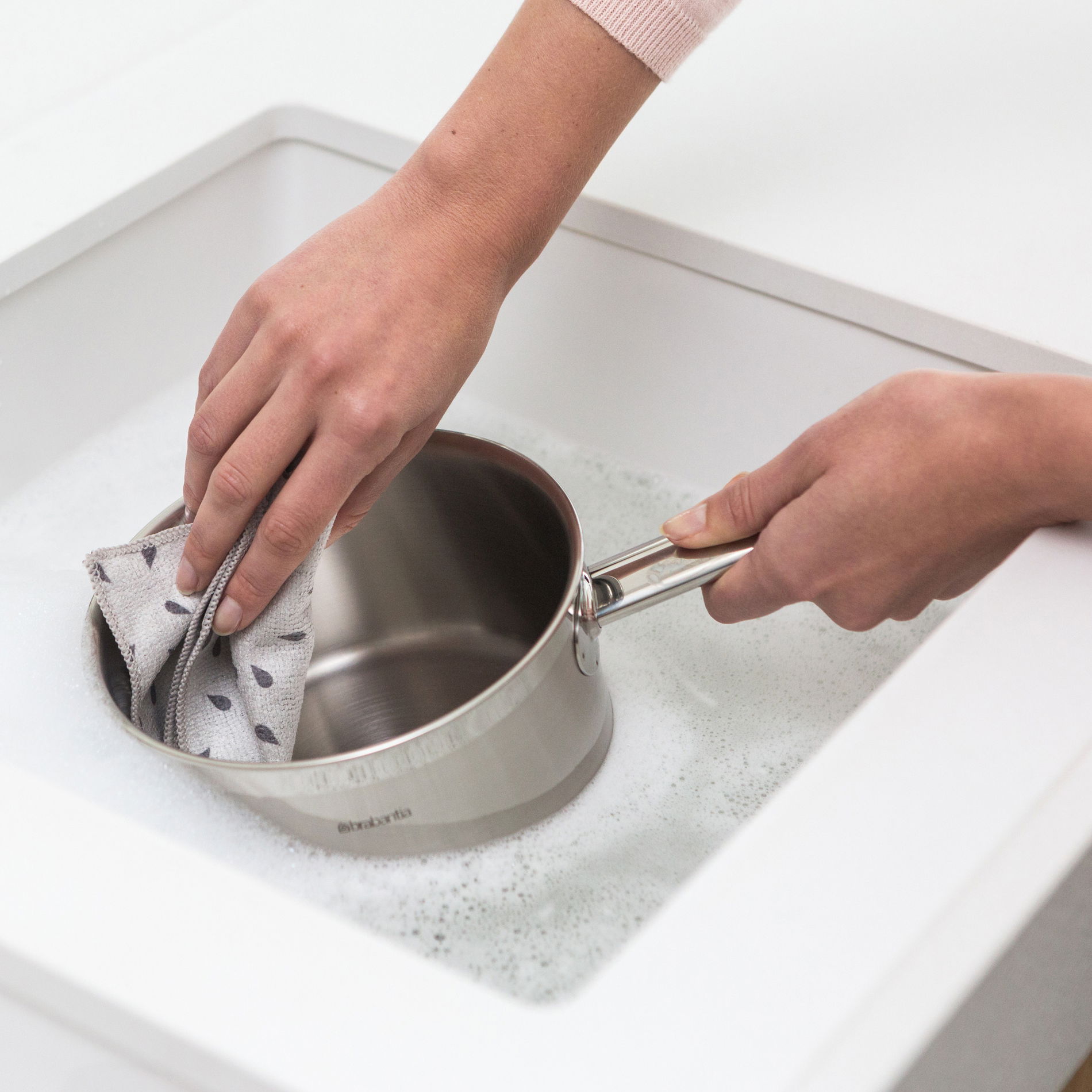 BRABANTIA sýr šedé 2 ks (117688) – univerzální, kuchyňské utěrky z mikrovlákna