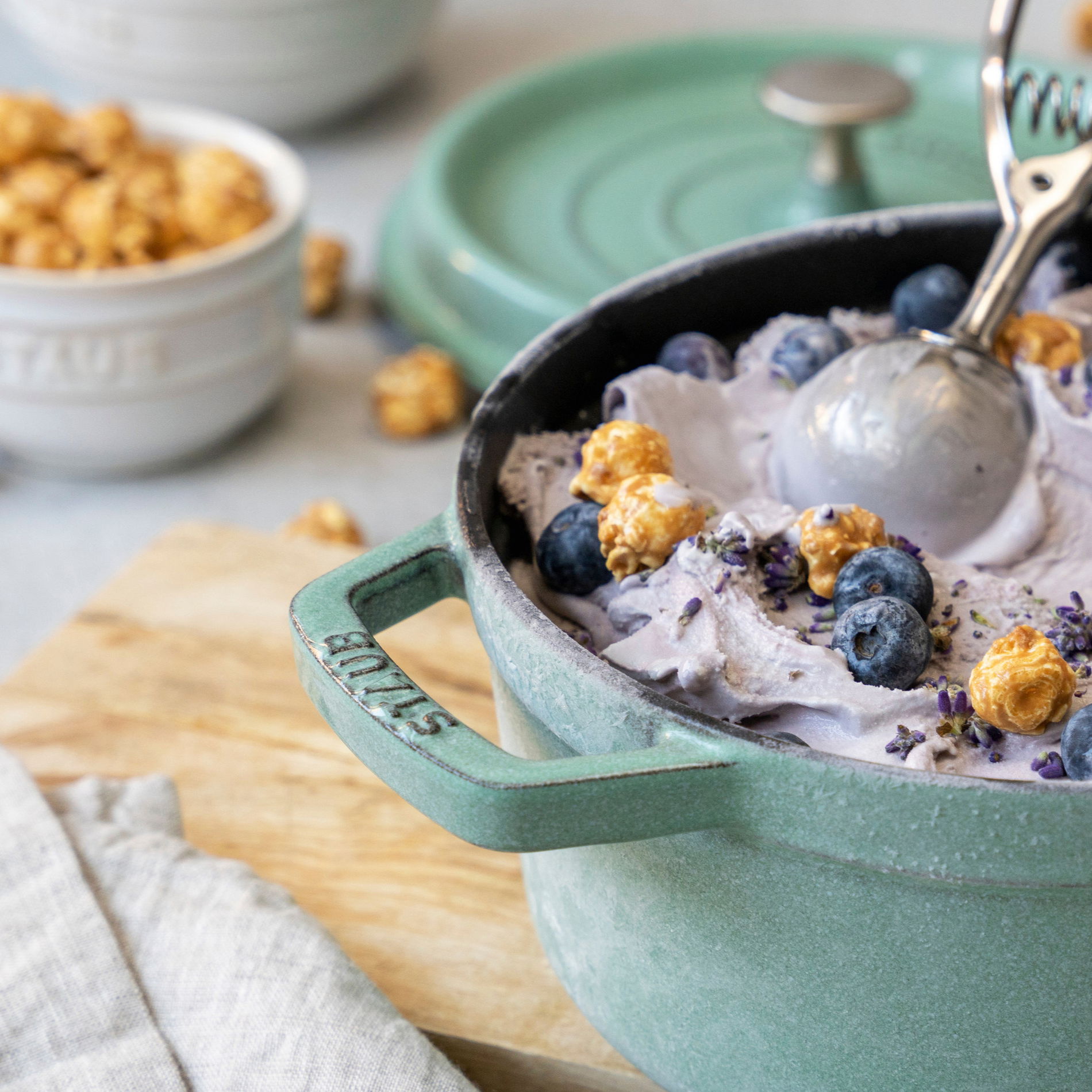 STAUB La Cocotte 6,7 l mint - litinový hrnec s poklicí