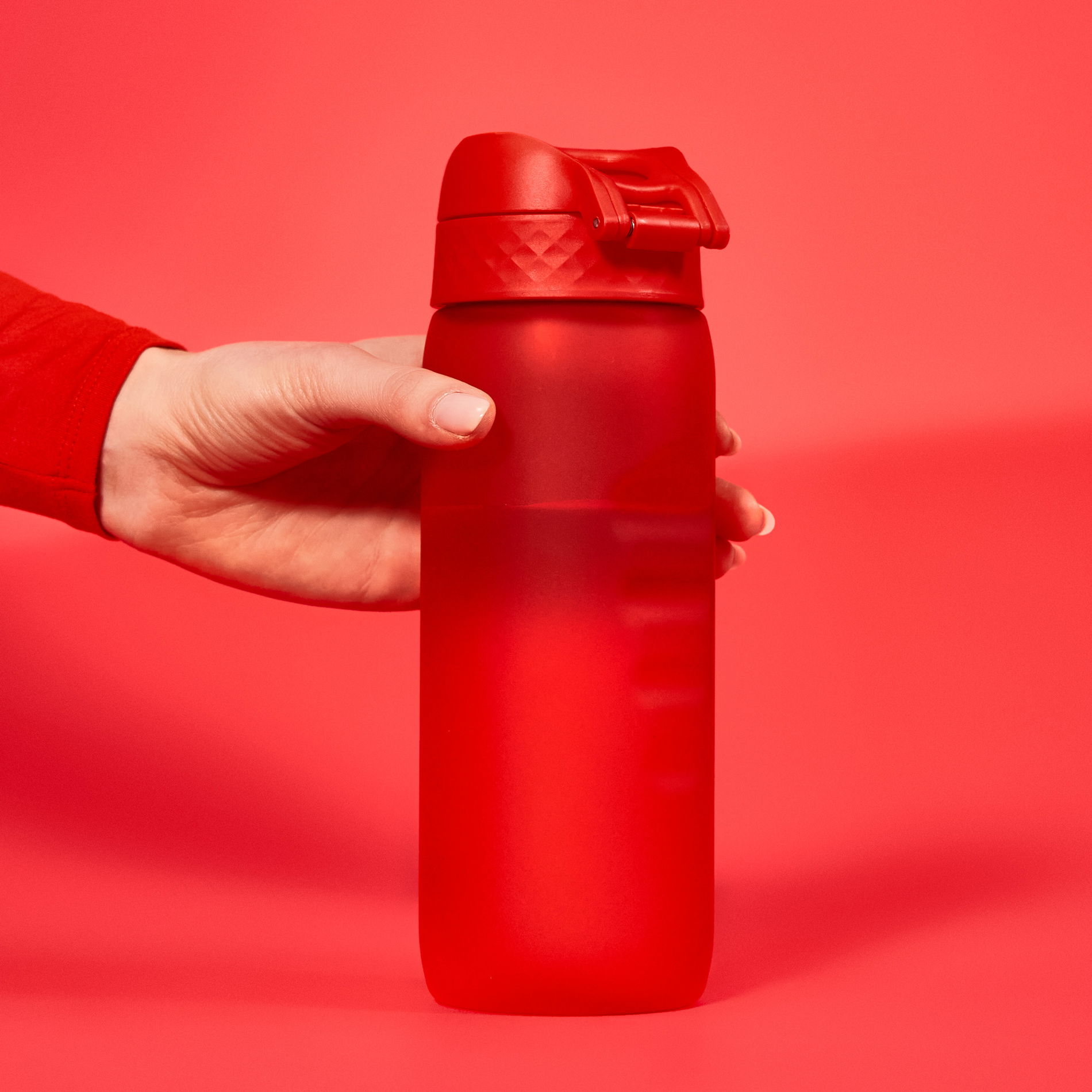 ION8 Recyclon Red 0,75 l - láhev / bidon na vodu a nápoje