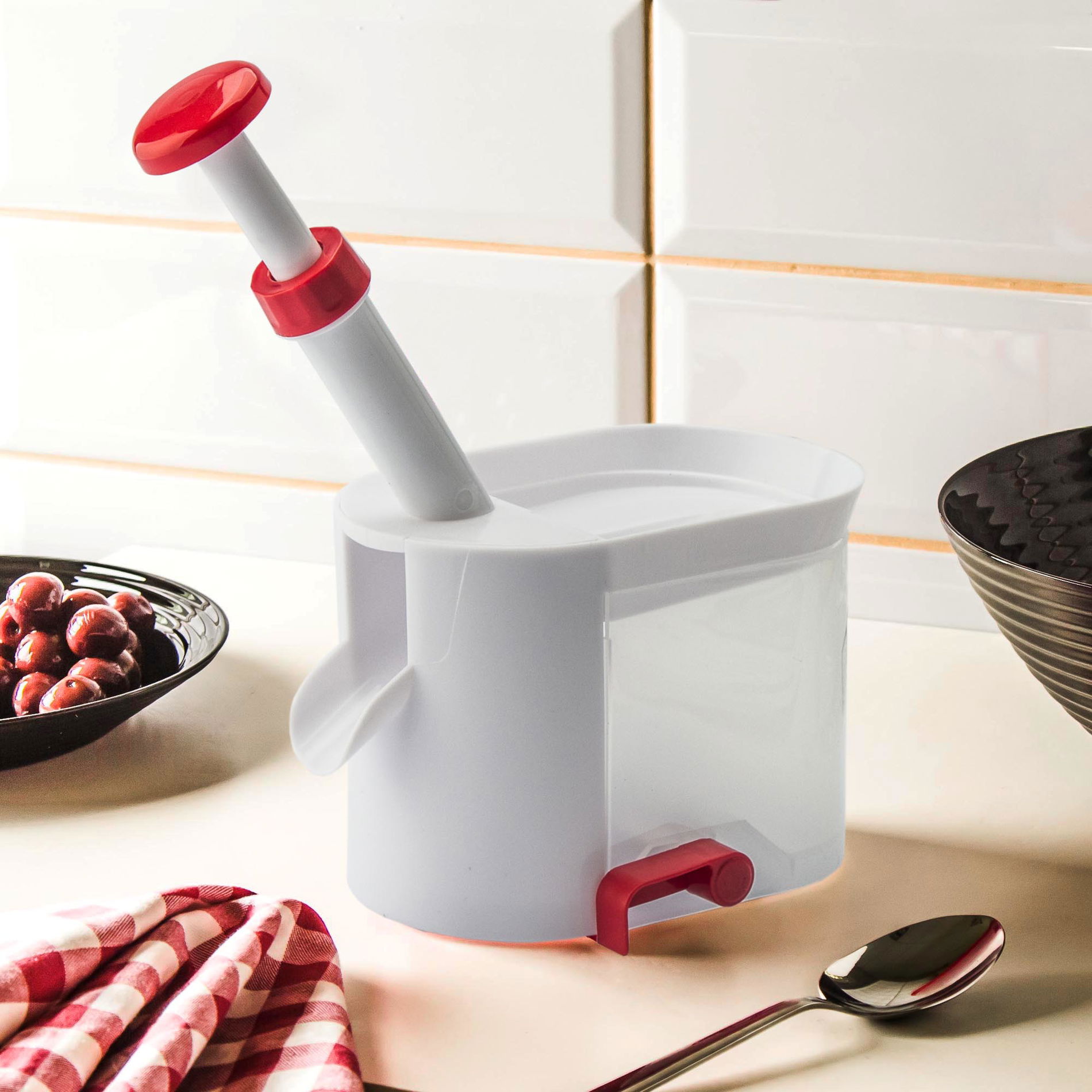 Plastová drvička na čerešne a višne COOK IN STYLE BIELA