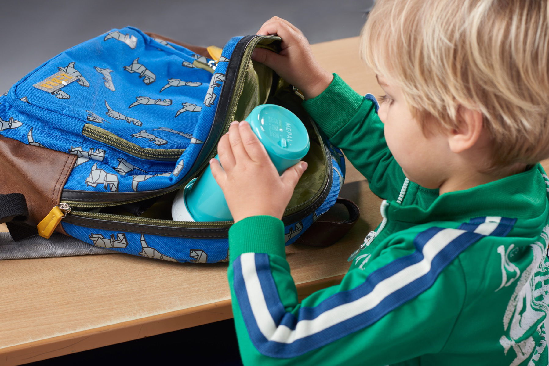 MEPAL Campus pop-up 0,4 l turkusowy - bidon plastikowy