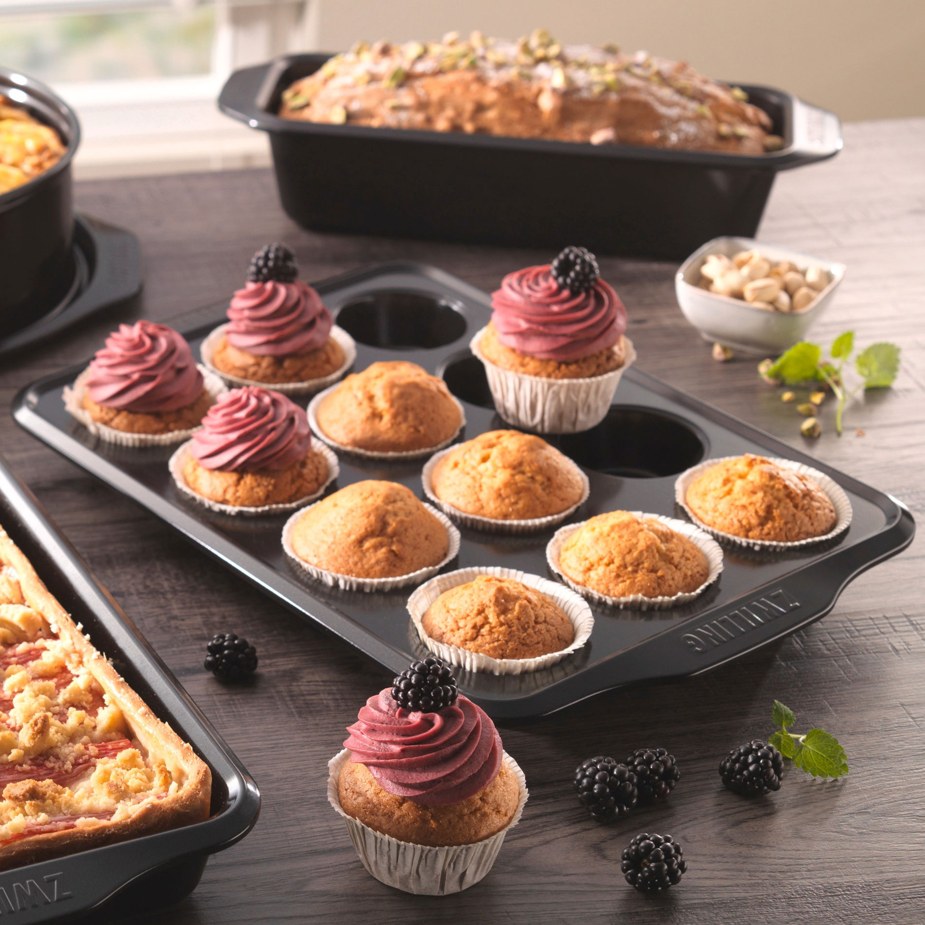 ZWILLING Dolce - forma na pečení 12 muffinů a dortíků z nerezové oceli