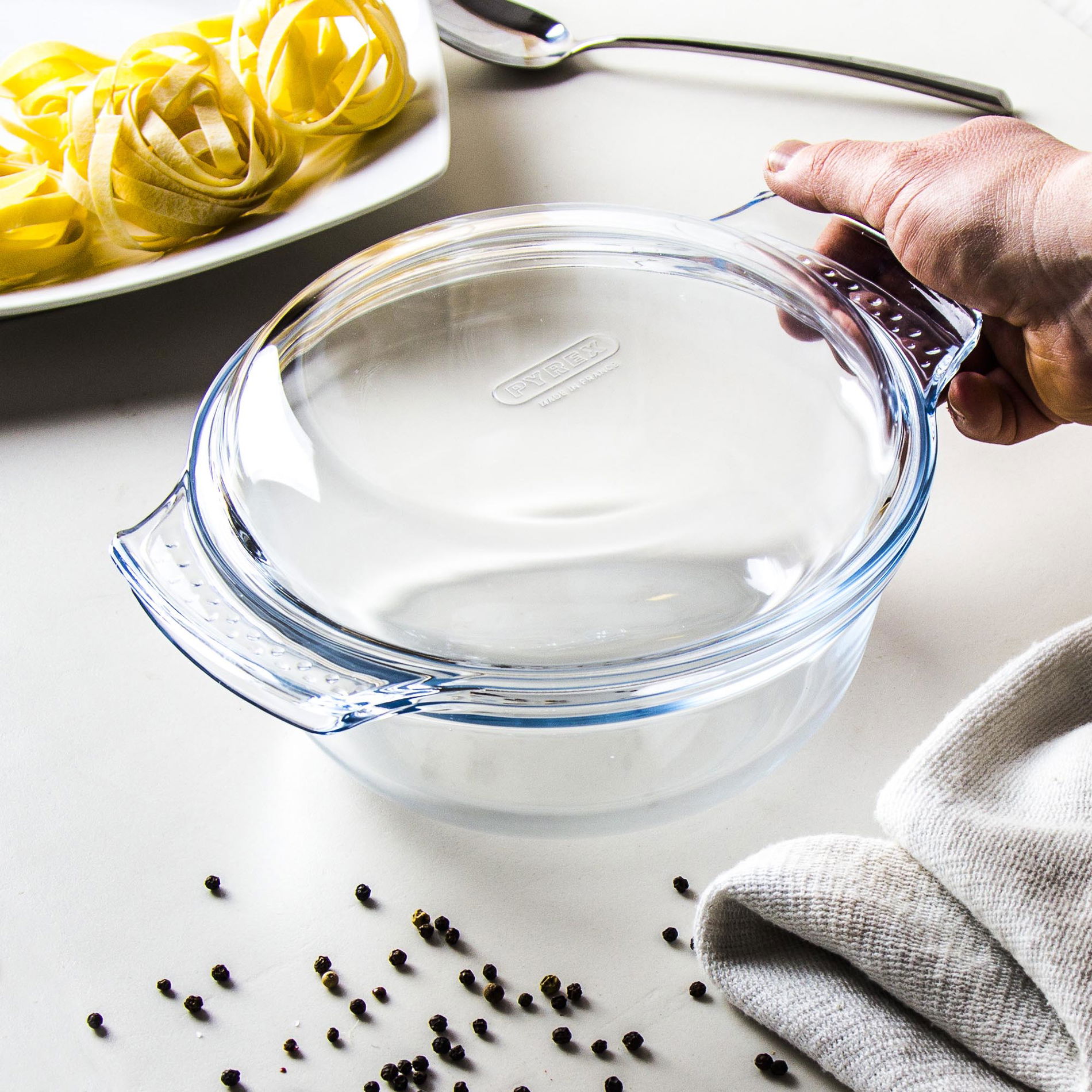 Skleněná zapékací miska PYREX CLASSIC 2 l