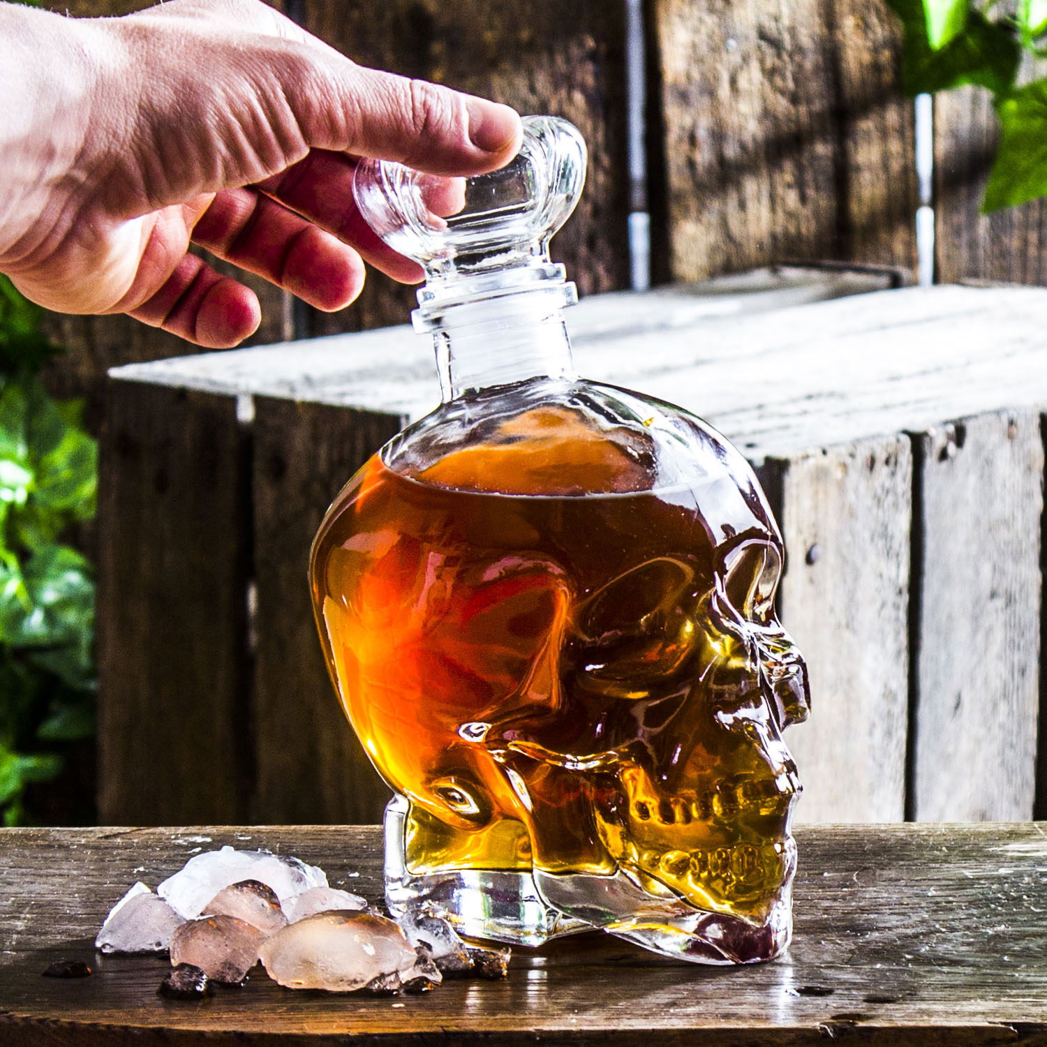 Skleněná karafa na whisky LEBKA 0,75 l