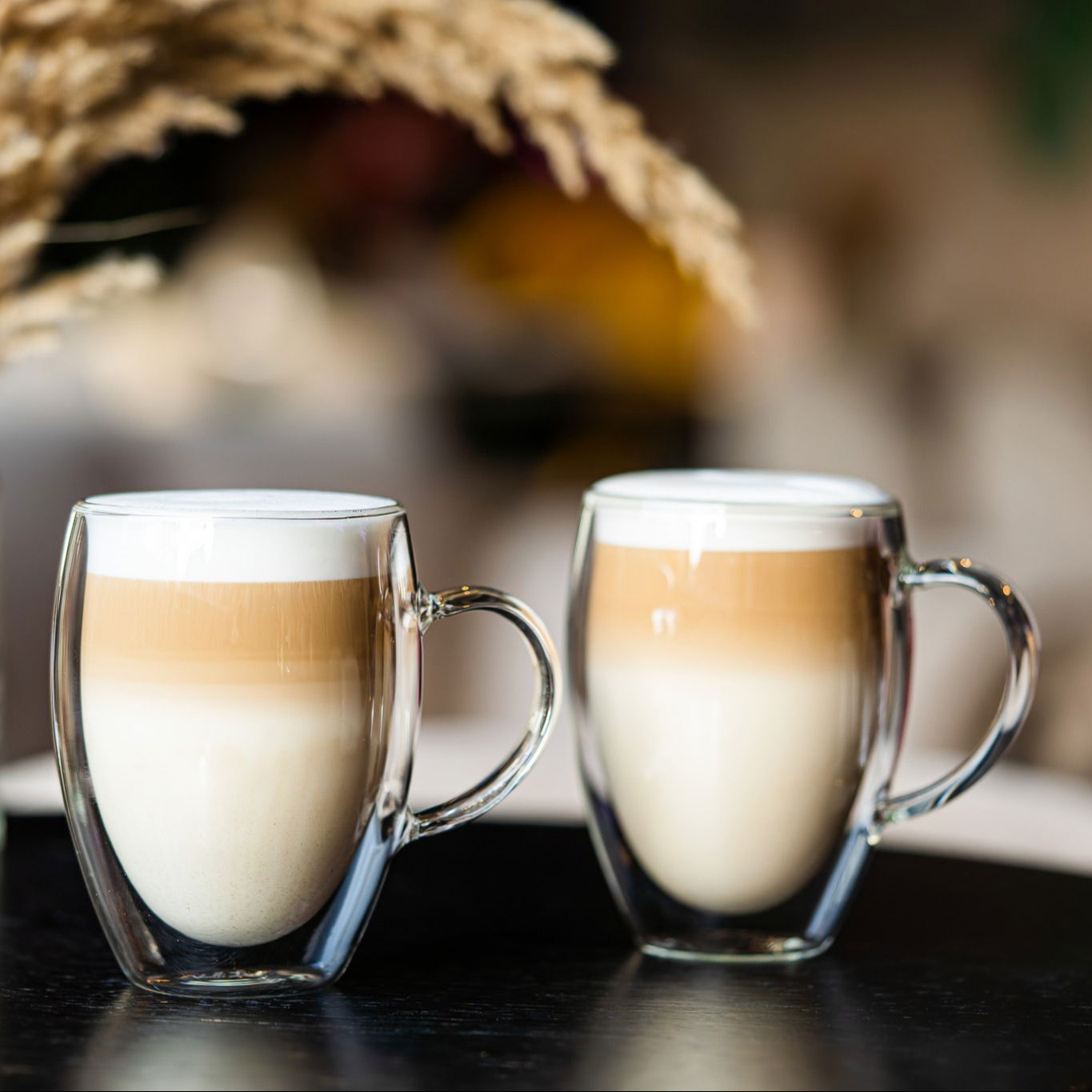 VIALLI DESIGN Noa 360 ml 2 ks - termické latte poháre s dvojitým sklom