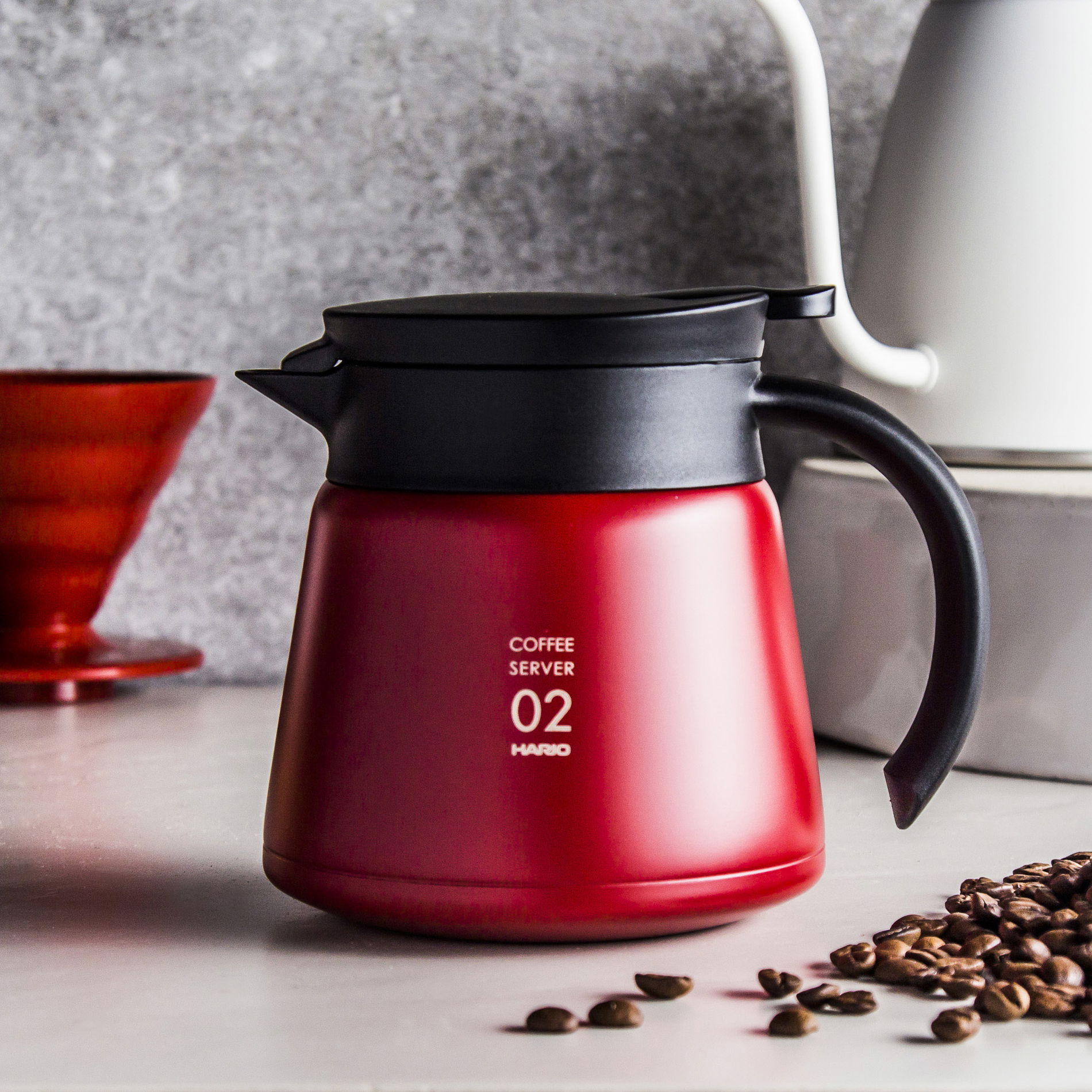HARIO V60-02 Insulated Stainless Steel Server 0,6 l červená - konferenční nerezová termoska na čaj a kávu