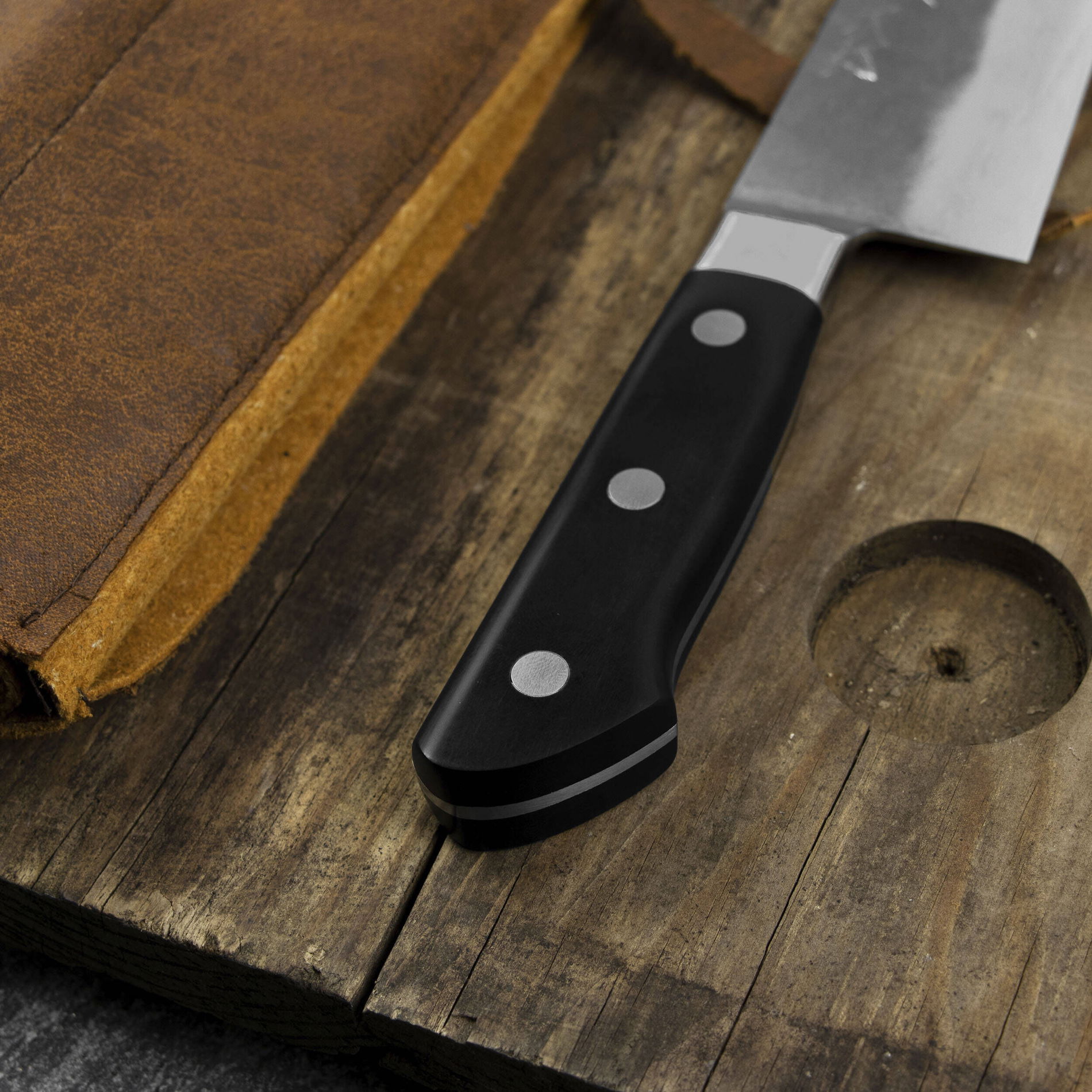 TOJIRO Atelier Classic 24 cm - japonský kuchársky nôž z nehrdzavejúcej ocele