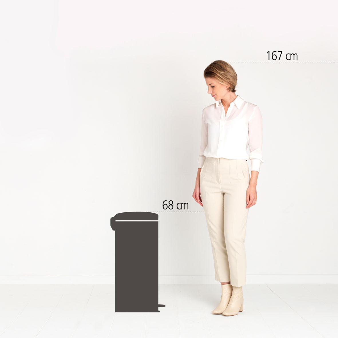 BRABANTIA Newicon 30 l czarny - kosz na śmieci ze stali nierdzewnej z pedałem
