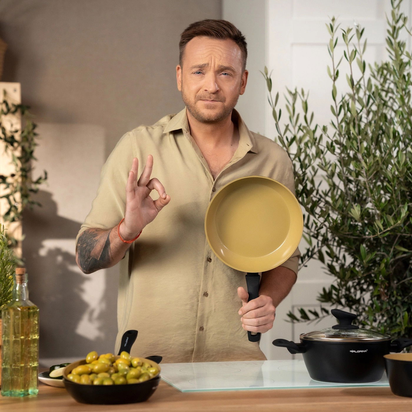 Garnek aluminiowy nieprzywierający z pokrywką FLORINA AMVEGAN 3,6 l