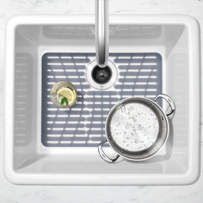 OXO Good Grips 41 x 32 cm - mřížka / podložka do dřezu ze silikonu