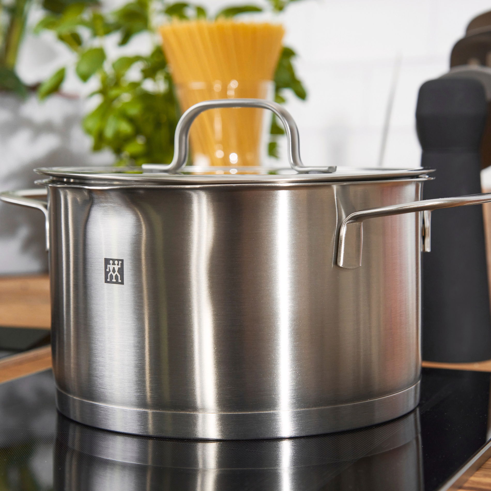 ZWILLING TrueFlow - sada 3 nerezových hrnců s pokličkami