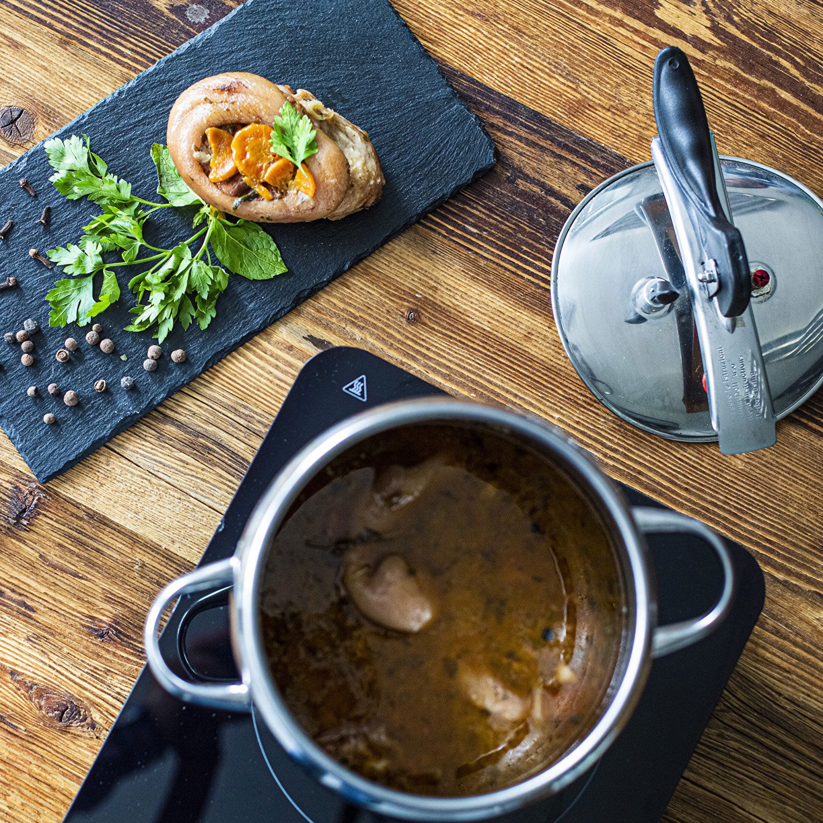 BROWIN Pressure Cooker 5 l - tlakový hrnec  z nerezové oceli