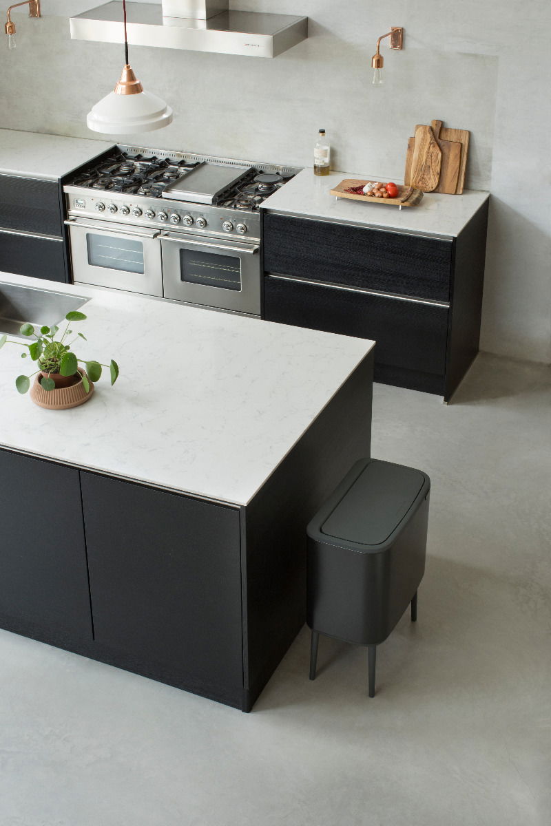 BRABANTIA Touch Bin Bo 3 x 11 l czarny - kosz do segregacji śmieci stalowy trzykomorowy