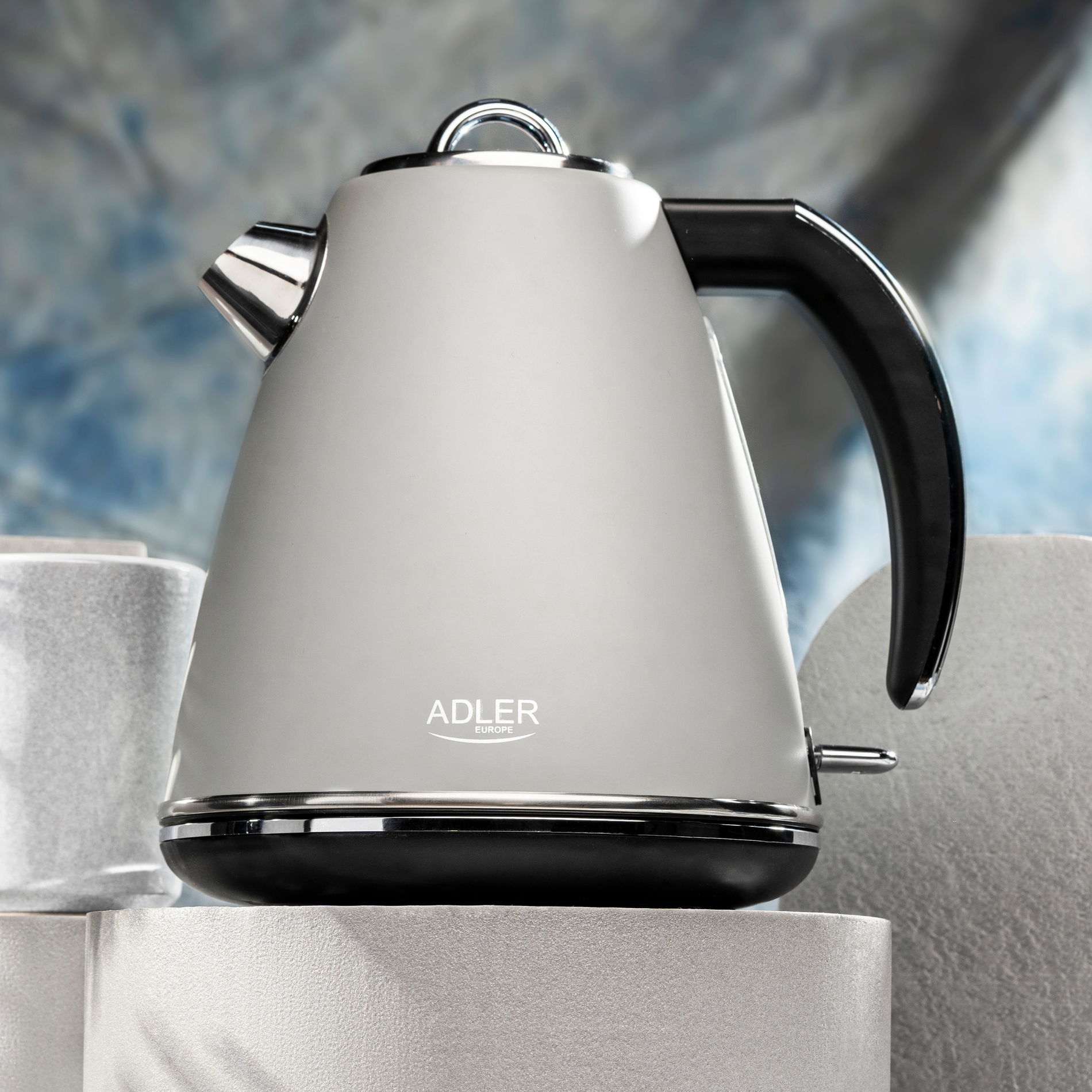 ADLER Strix AD 1343 1,5 l - czajnik elektryczny bezprzewodowy metalowy