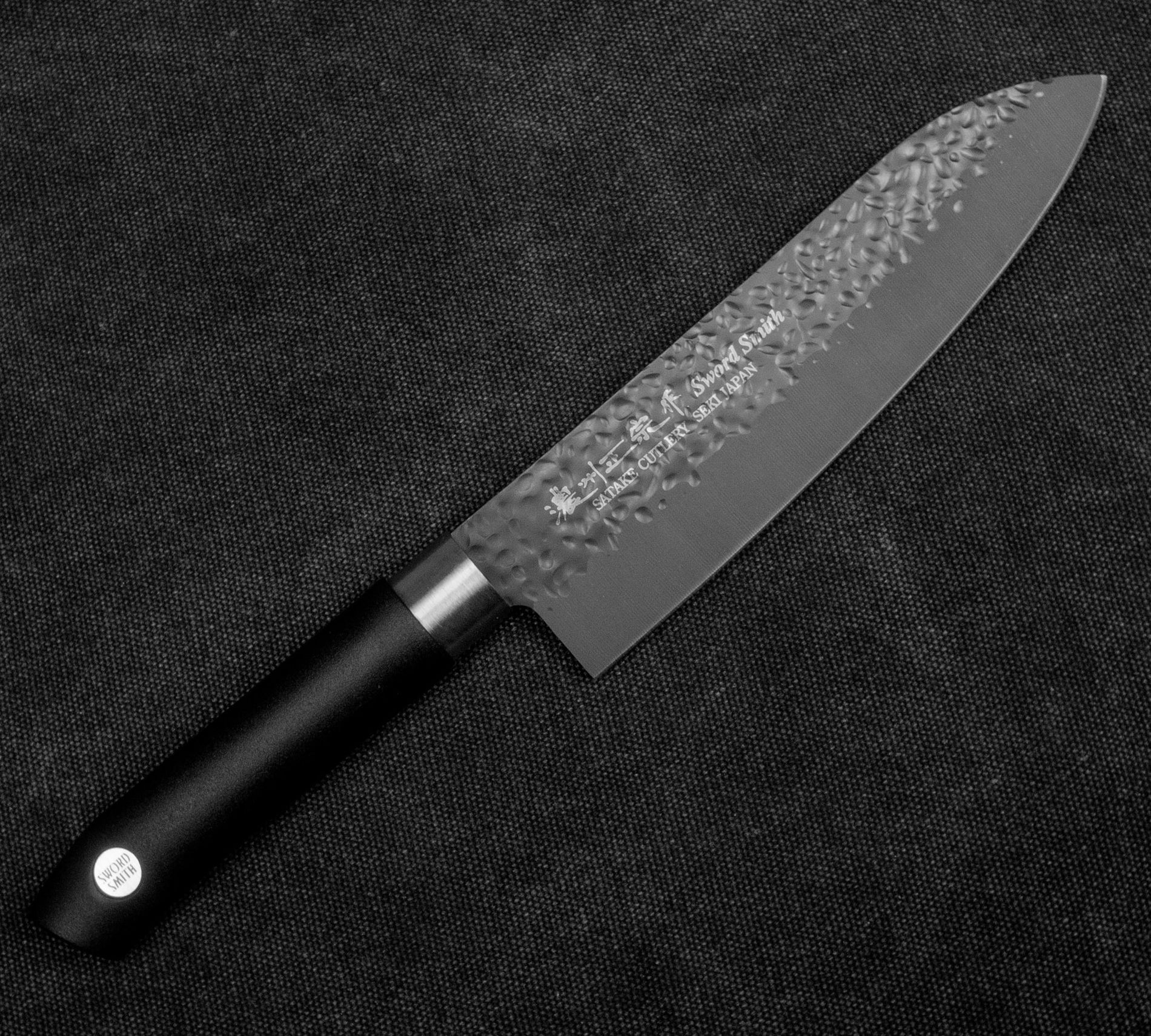 SATAKE Sword Smith Black 17 cm černý - nůž Santoku z nerezové oceli