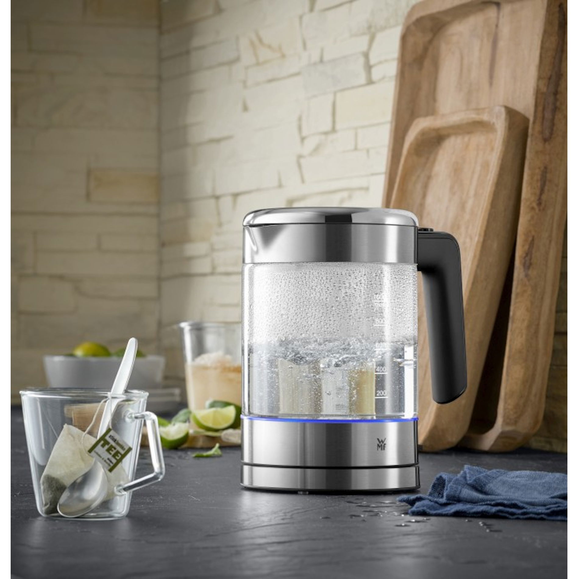 WMF Electro Kitchenminis 1l – skleněná rychlovarná bezdrátová konvice