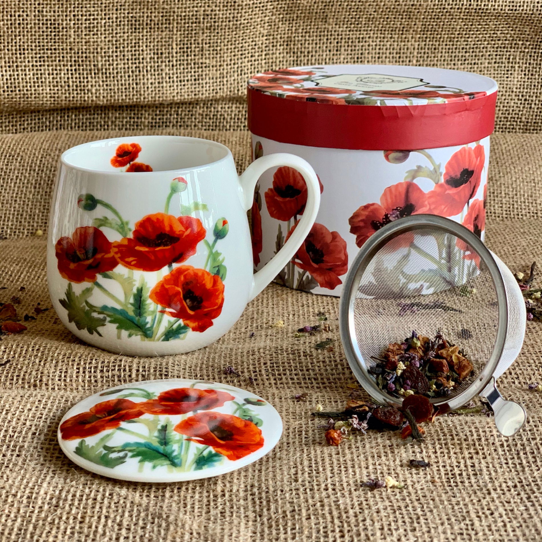 DUO CLASSIC POPPIES AND WILD BIRDS porcelánové hrnky s pítkem a víčkem 4 ks. 430 ml