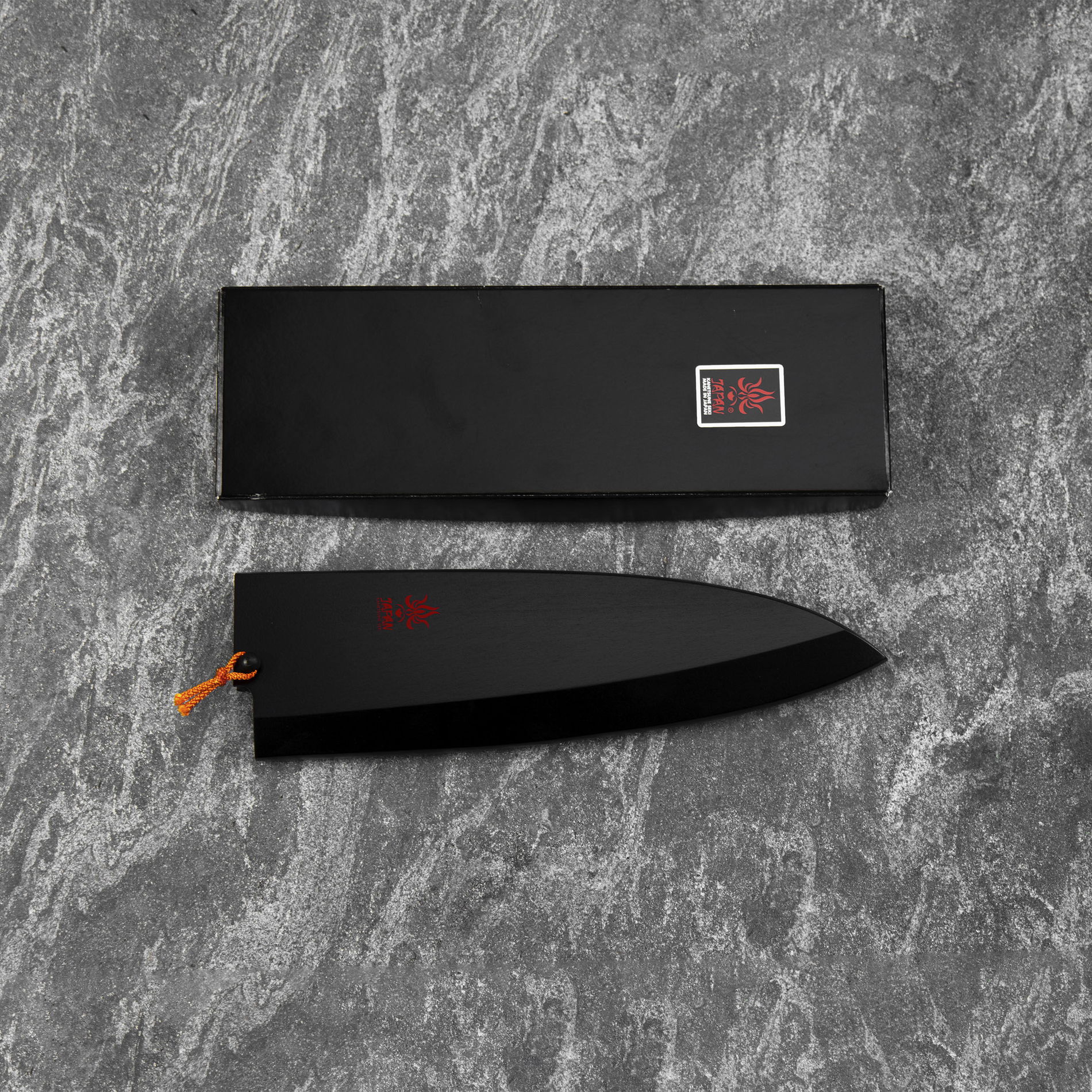 KANETSUNE SEKI 21 cm - saya / drevené puzdro na japonský nôž Deba