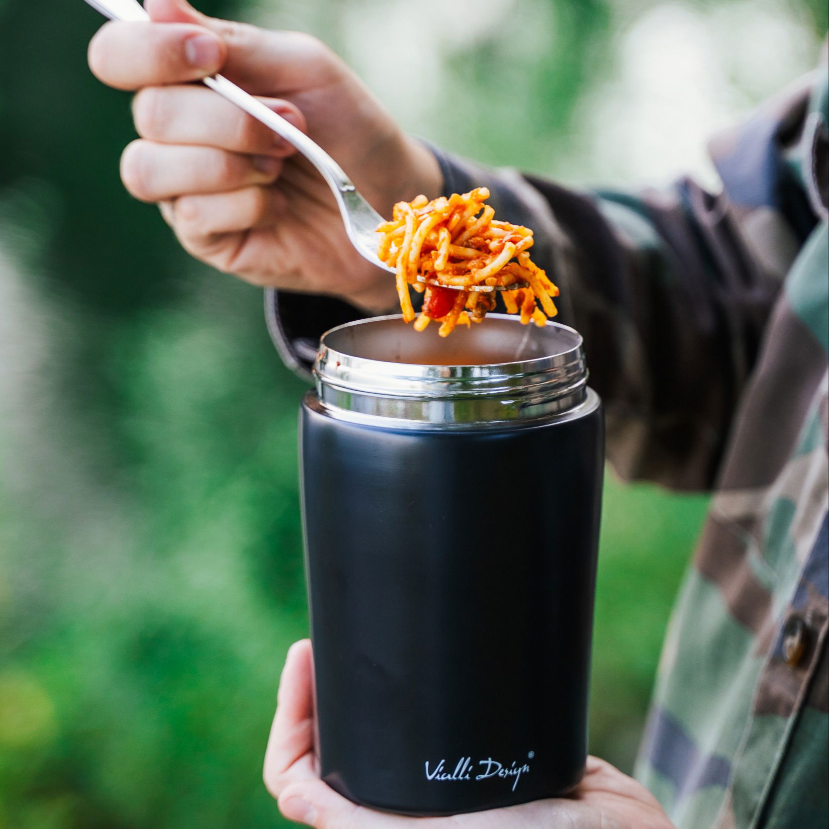 VIALLI DESIGN Fuori 0,5 l grafitová – nerezová termoska na potraviny