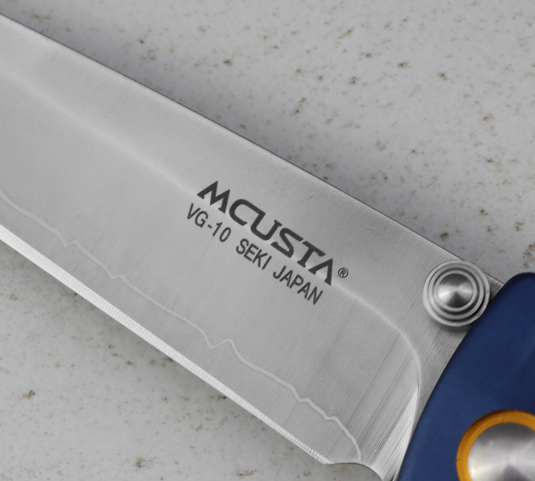 MCUSTA Katana 8,5 cm - japoński nóż survivalowy składany ze stali nierdzewnej