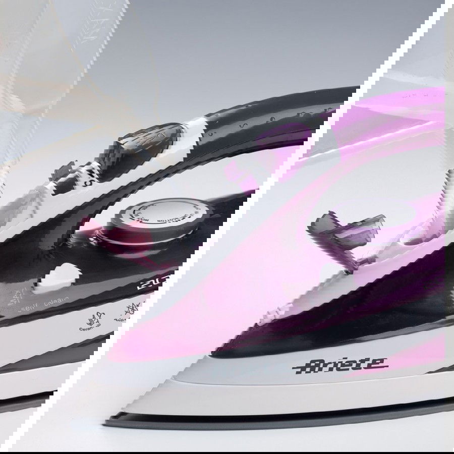 ARIETE 6235 Steam Iron Ceramic 2000 W purple - napařovací žehlička s keramickou deskou