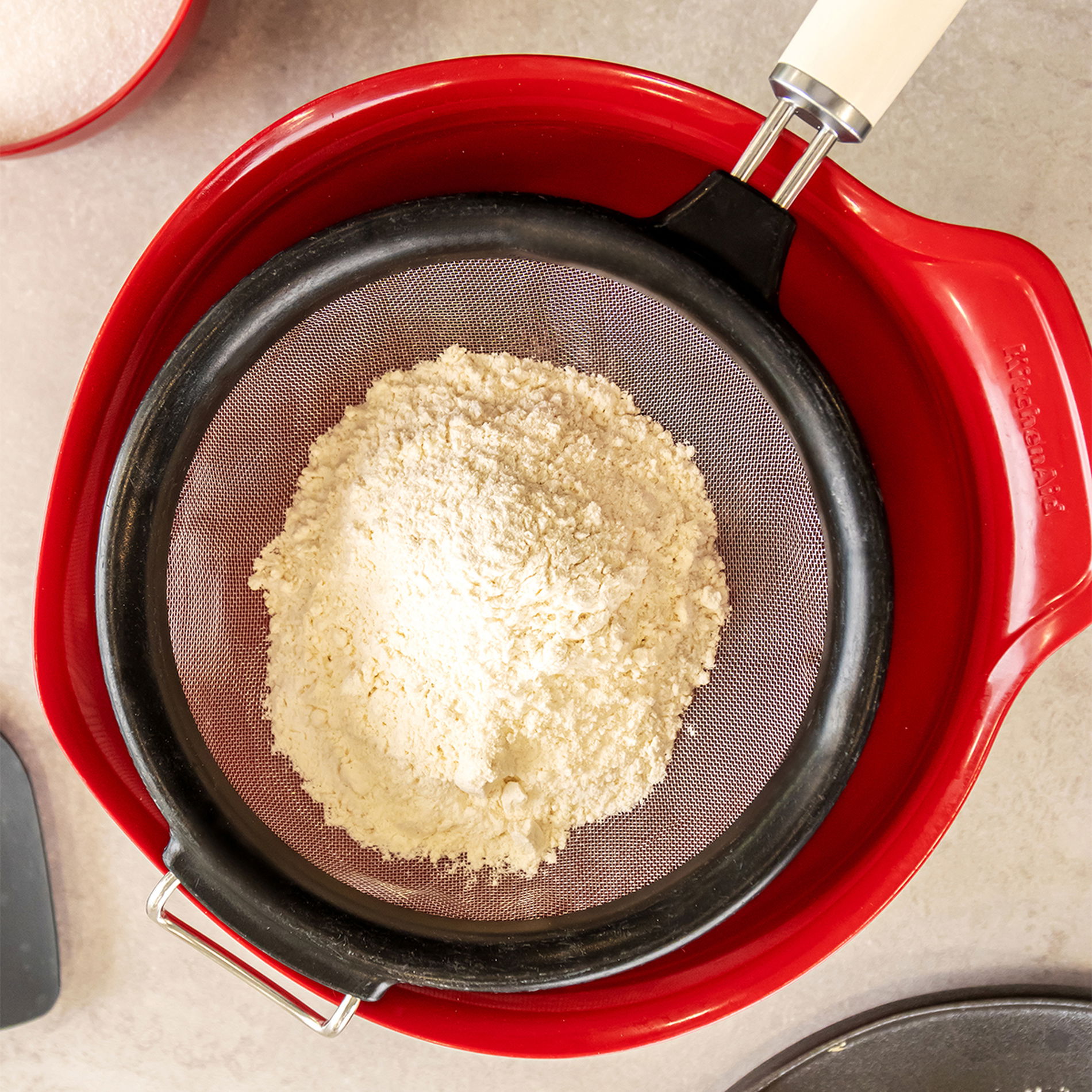 KITCHENAID Coreline 17,5 cm - kuchyňské sítko z nerezové oceli