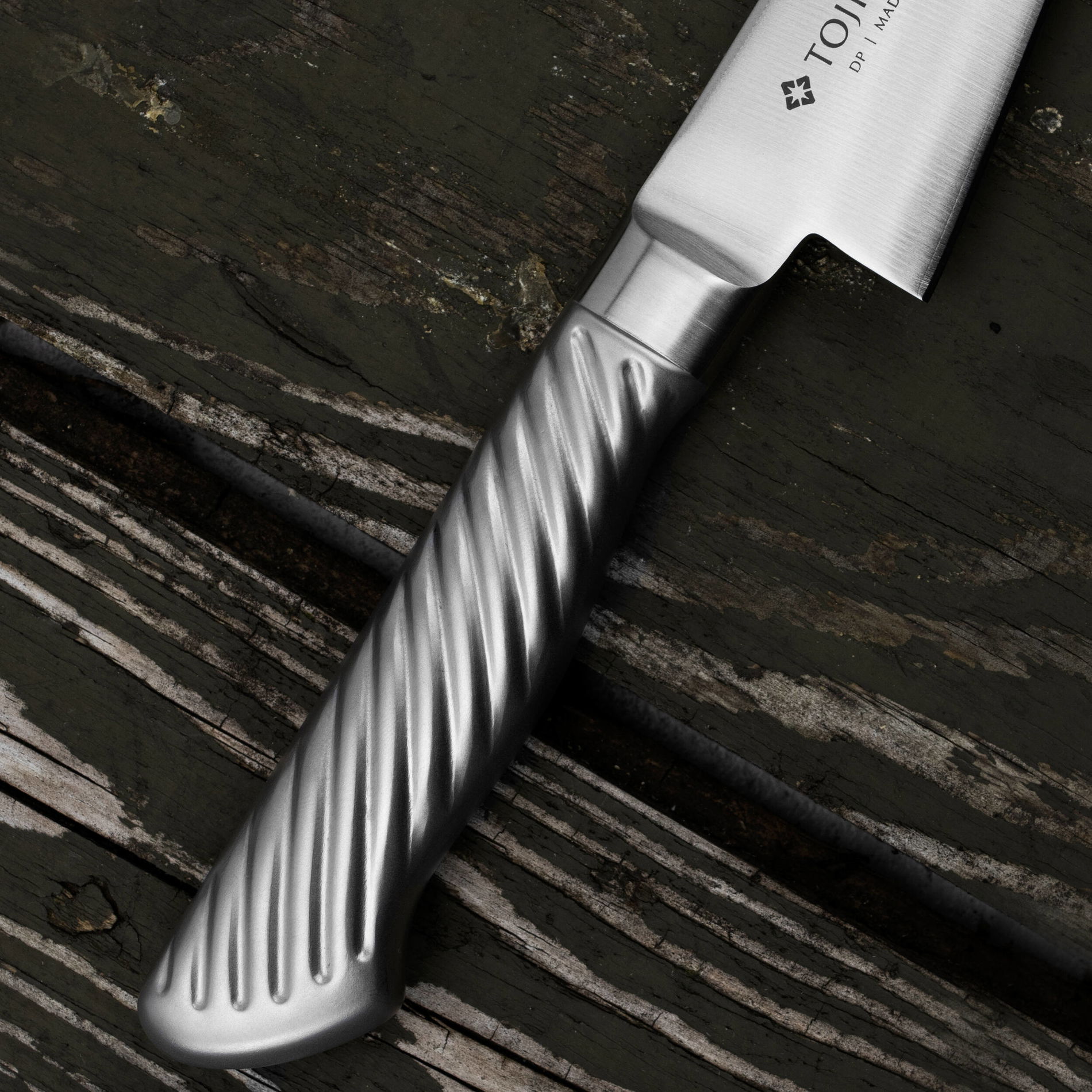 TOJIRO Pro VG-10 15 cm - vykosťovací nůž z nerezové oceli