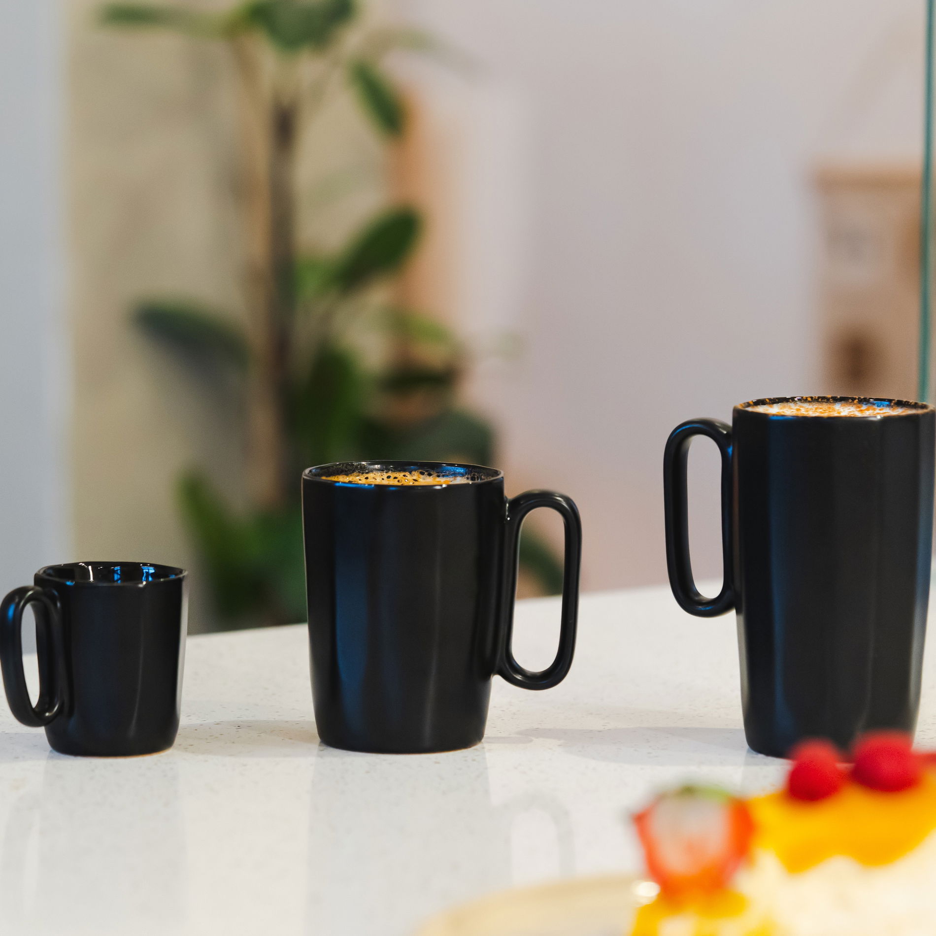 VIALLI DESIGN Fuori 80 ml 2 szt. czarne - kubki do espresso kamionkowe