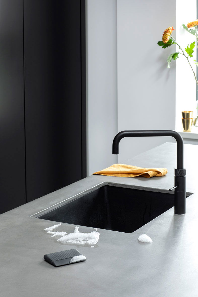 BRABANTIA SinkSide černá – stěrka na nádobí