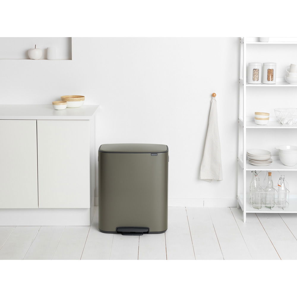 BRABANTIA Bo 2 x 30 l tmavě béžový - nerezový koš na třídění odpadu dvoukomorový s pedálem