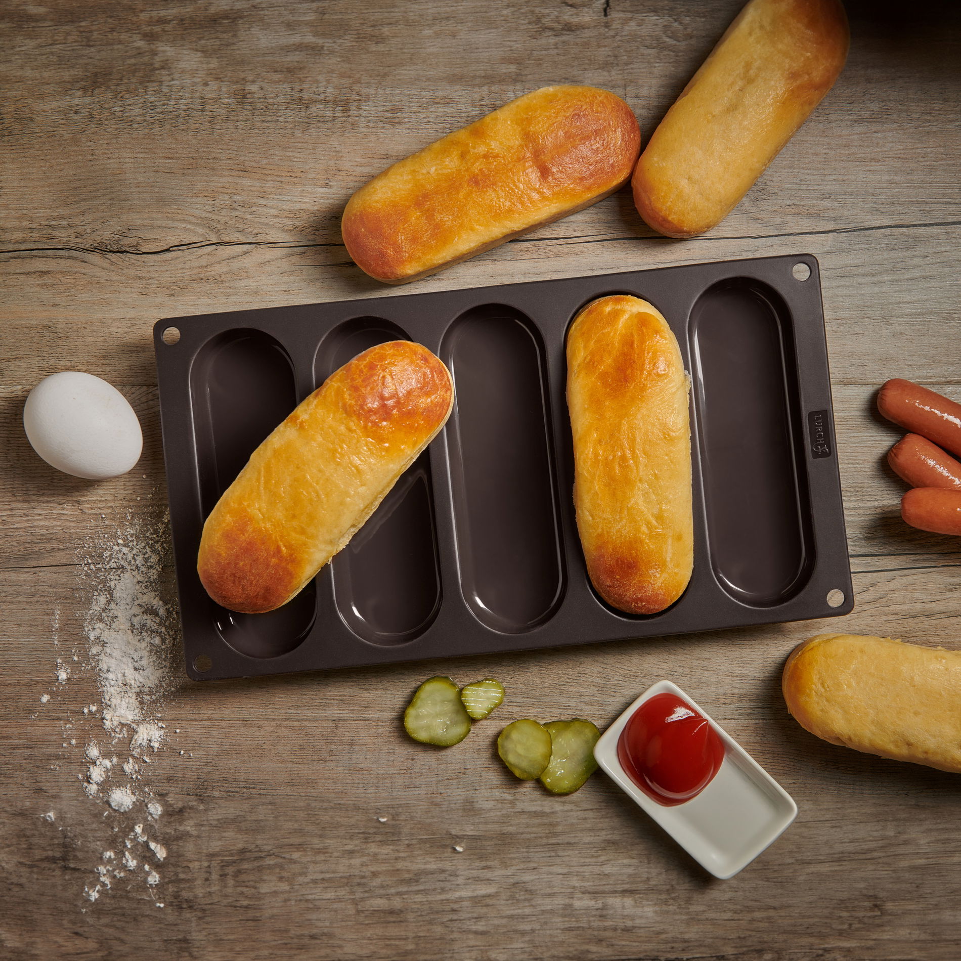 LURCH FlexiForm 29,5 x 16 cm - silikonová forma na hot dog housky