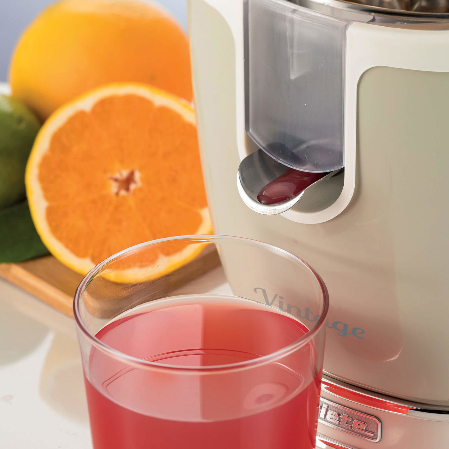 ARIETE 413/03 Vintage 85 W béžová - elektrická kovová odšťavovač na citrusy